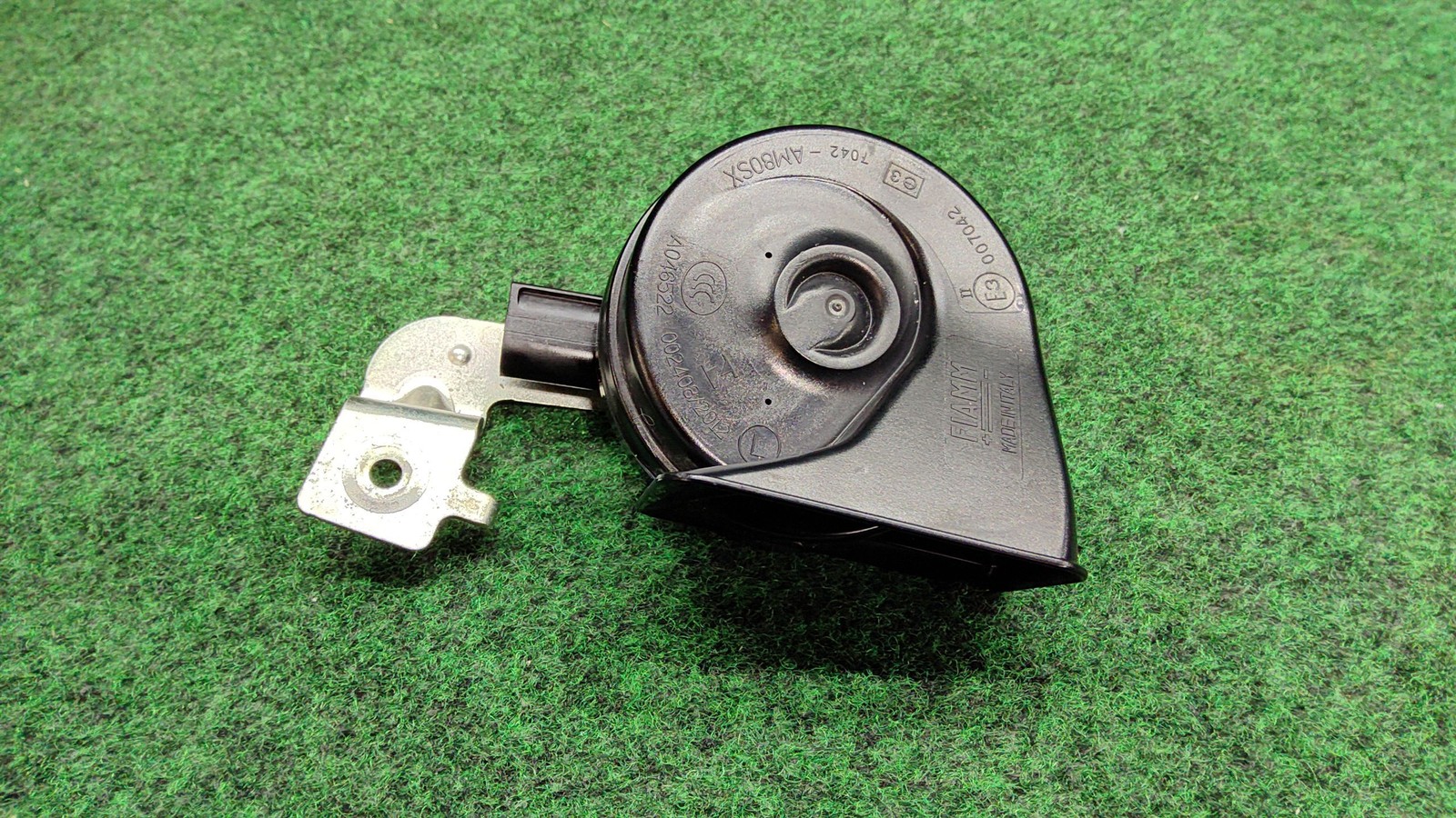 2018-2022 BMW 330i Horn Low Tone/Pitch OEM 61337492206