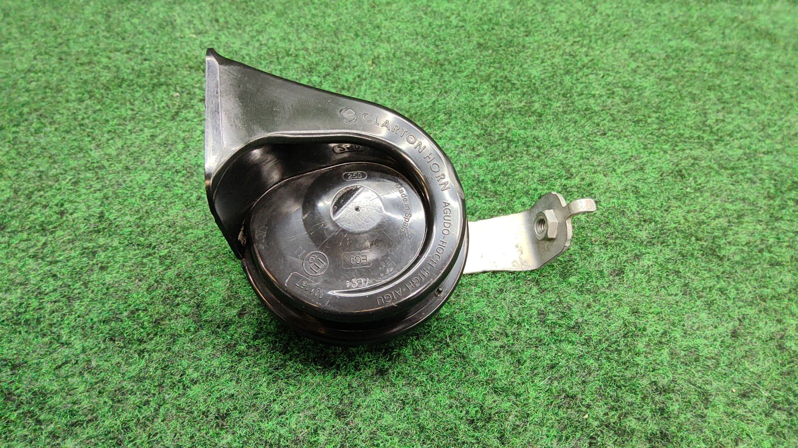 2019-2025 Audi Q3 Quattro Left High Tone Horn Oem 5c0951223c