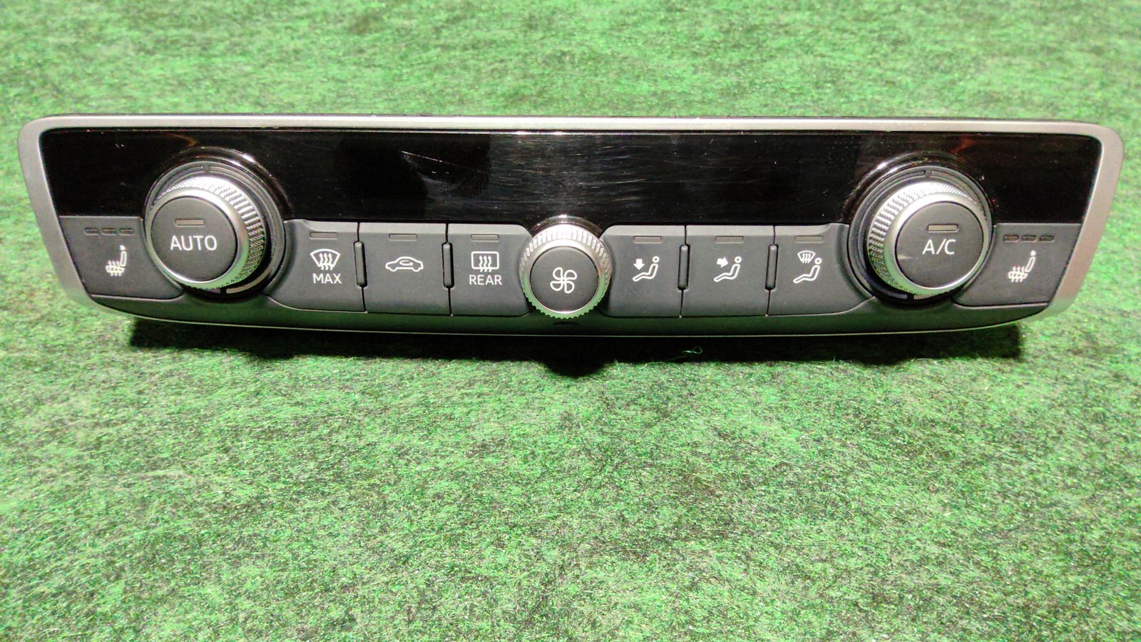 2015-2020 Audi A3 A/c Heat Control Display Panel Switch Oem 8v0820043al