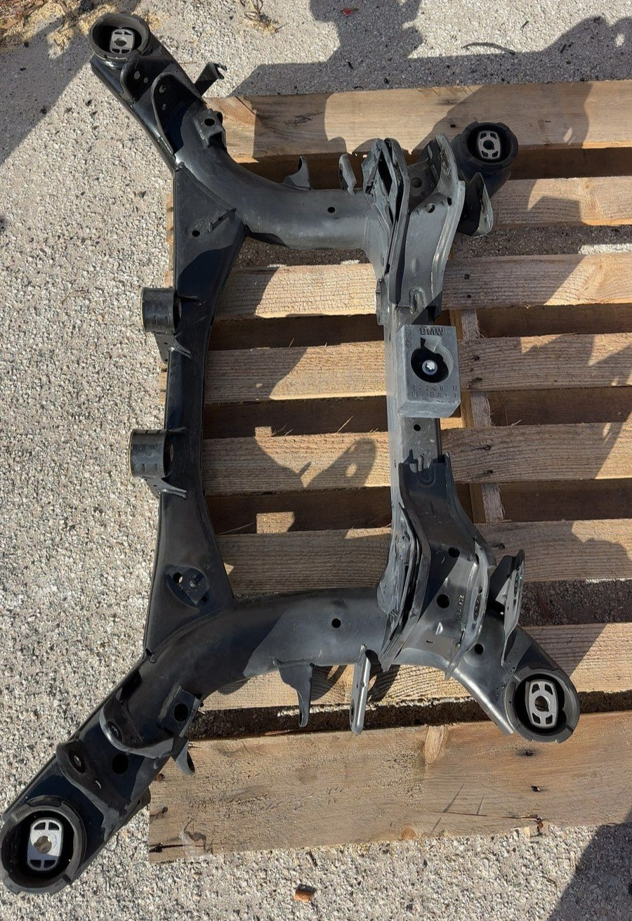 2018-2024 BMW X3 Rear Crossmember /Cradle /Undercarria OEM 33306874406