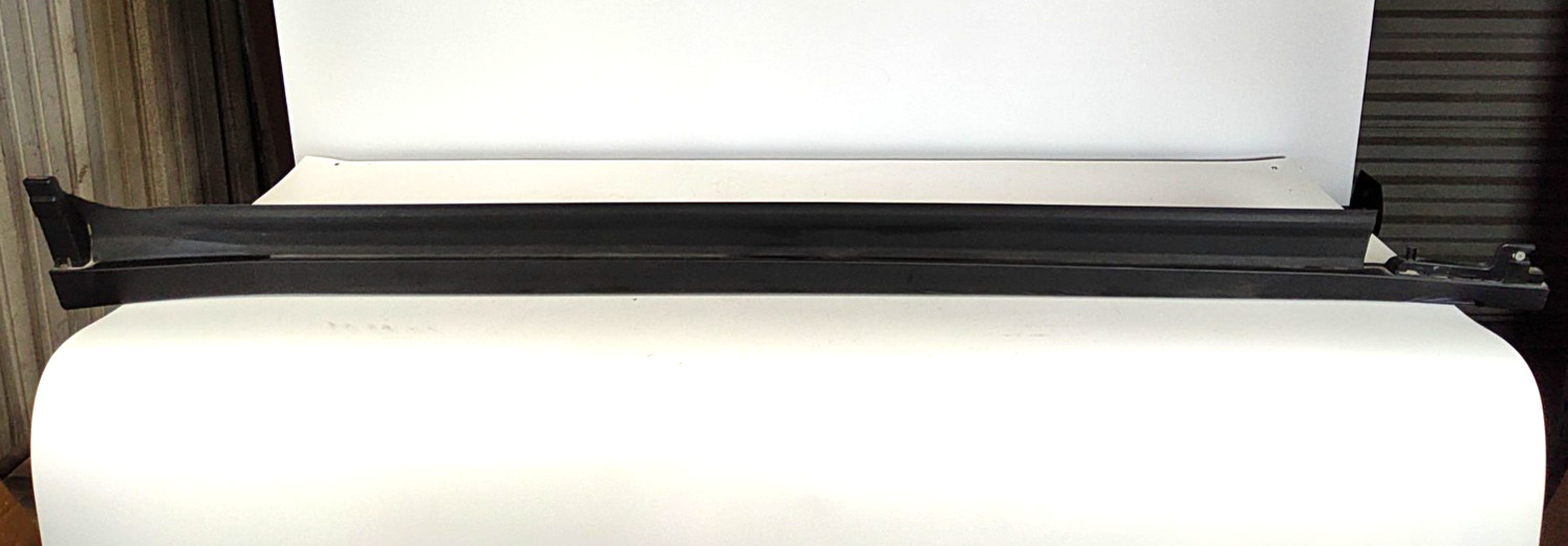 2018-2024 BMW X3 Right Side Rocker Molding OEM 51777400676 Original