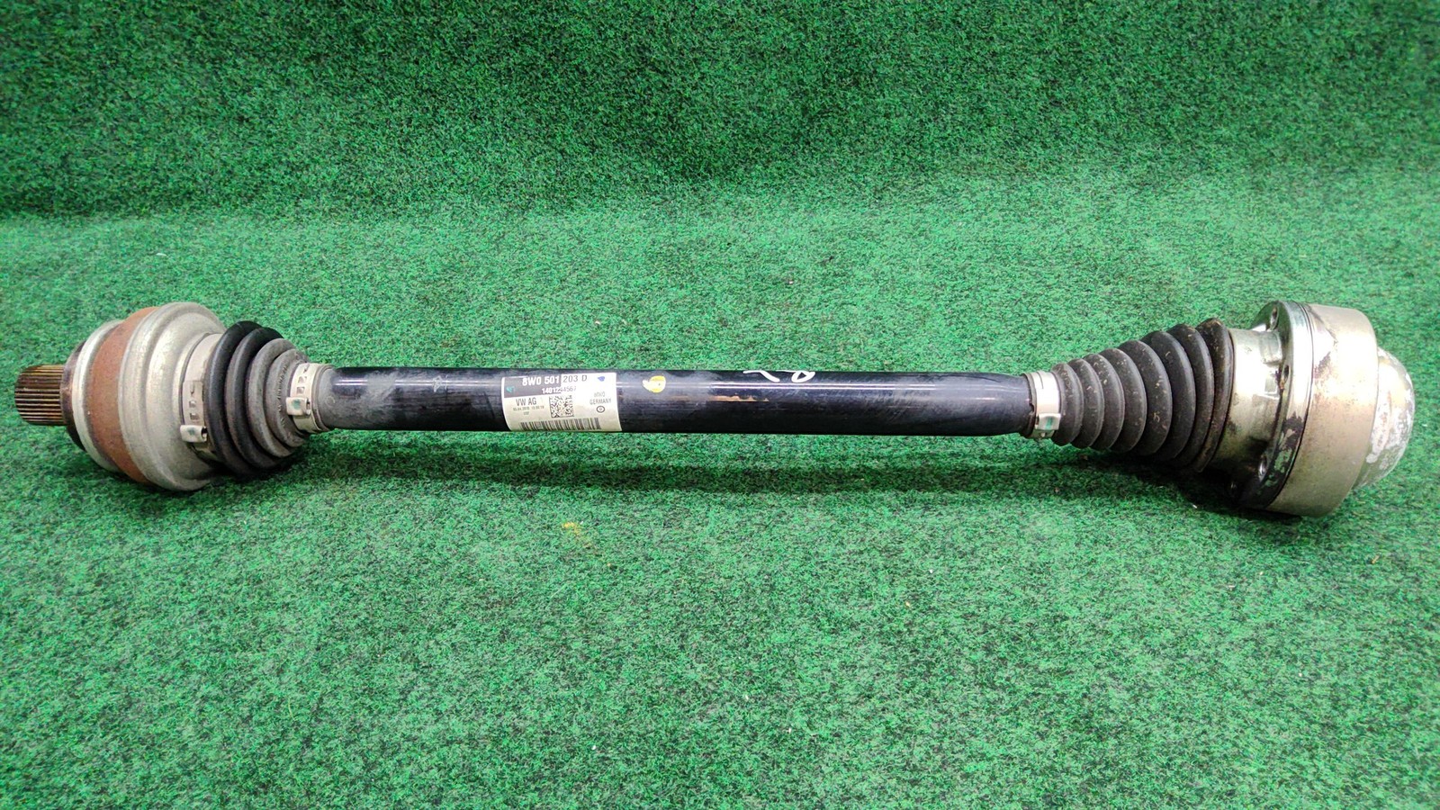 2017-2019 Audi A4 Quattro Left / Right Rear Axle Shaft Oem 8w0501203d