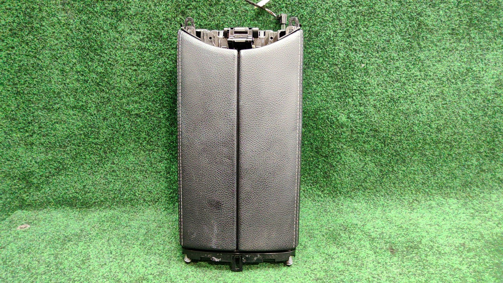 2015-2018 Mercedes Benz C300 Floor Console Cap Armrest OEM A2056800796
