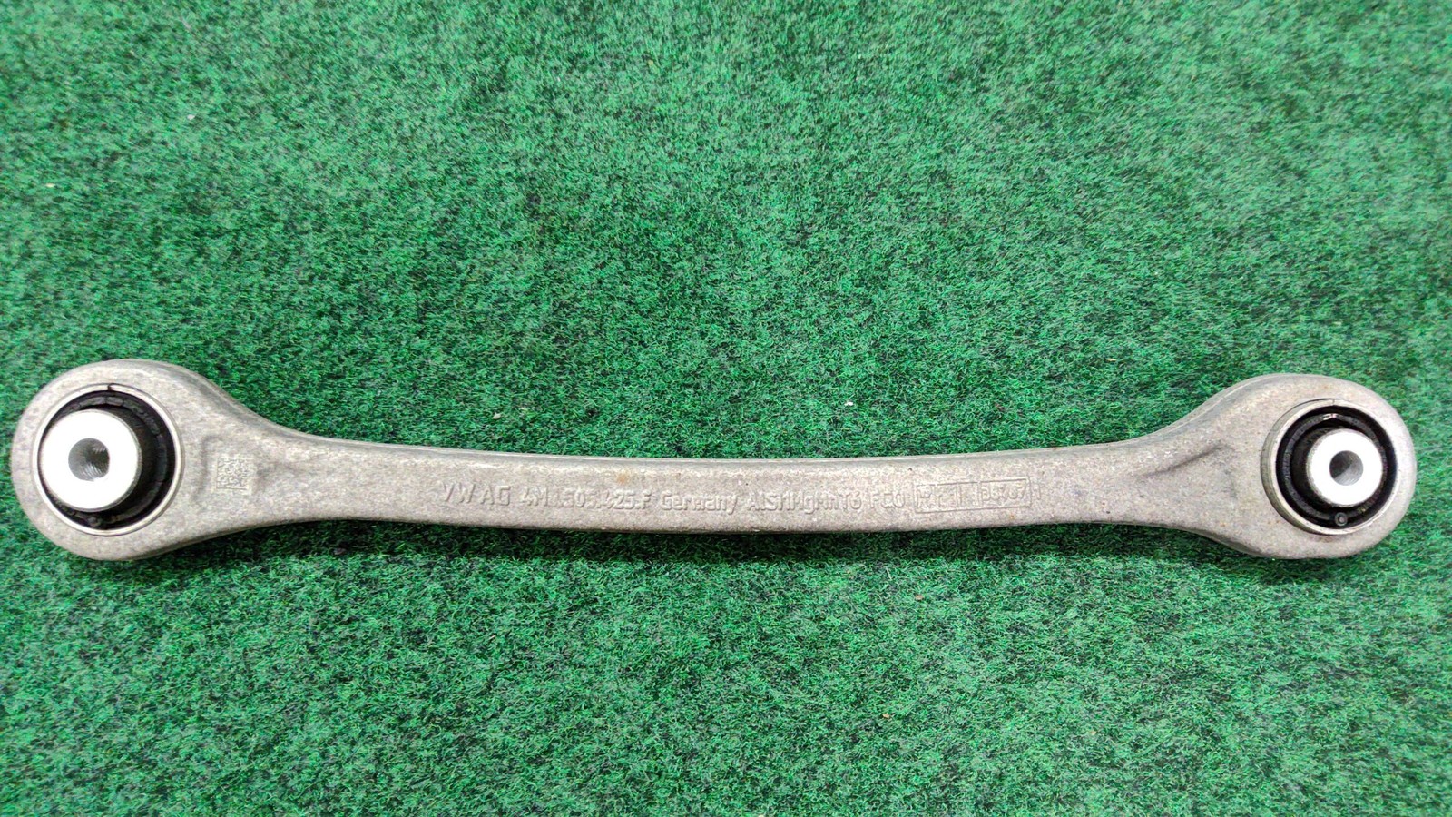 2017-2024 AUDI Q7 Rear Right Lowerr Control Arm OEM