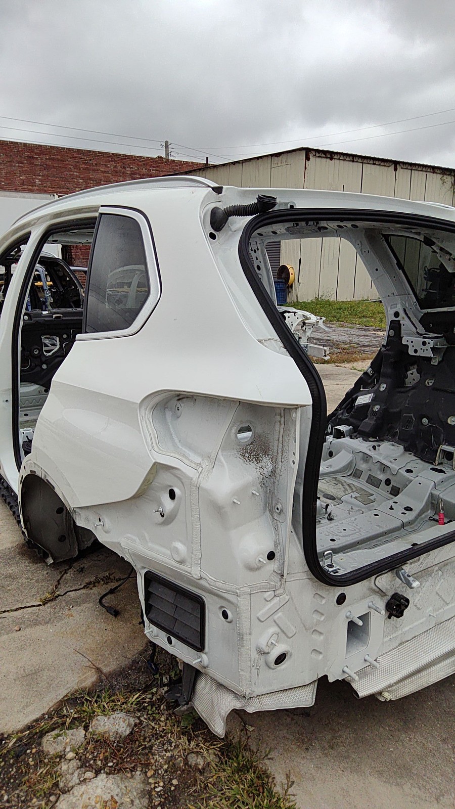 2019-2025 BMW X5 Rear Left  Side Quarter Panel OEM  41007955005