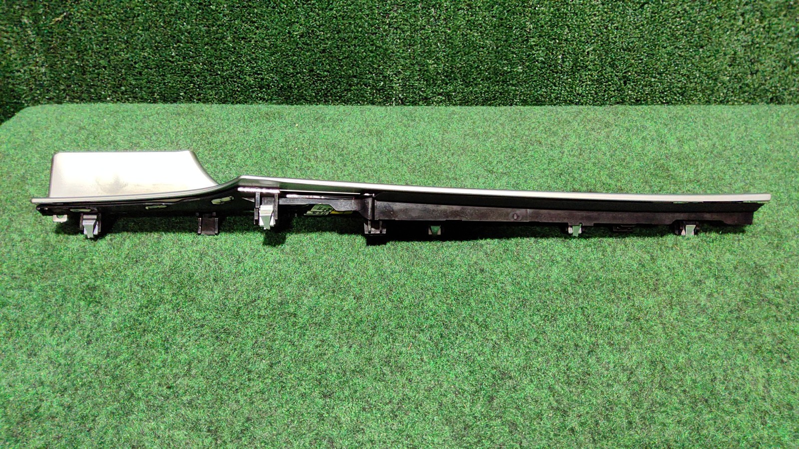2014-2021 Mercedes Benz C300 Dashboard Right Trim Strip Oem A2056804471