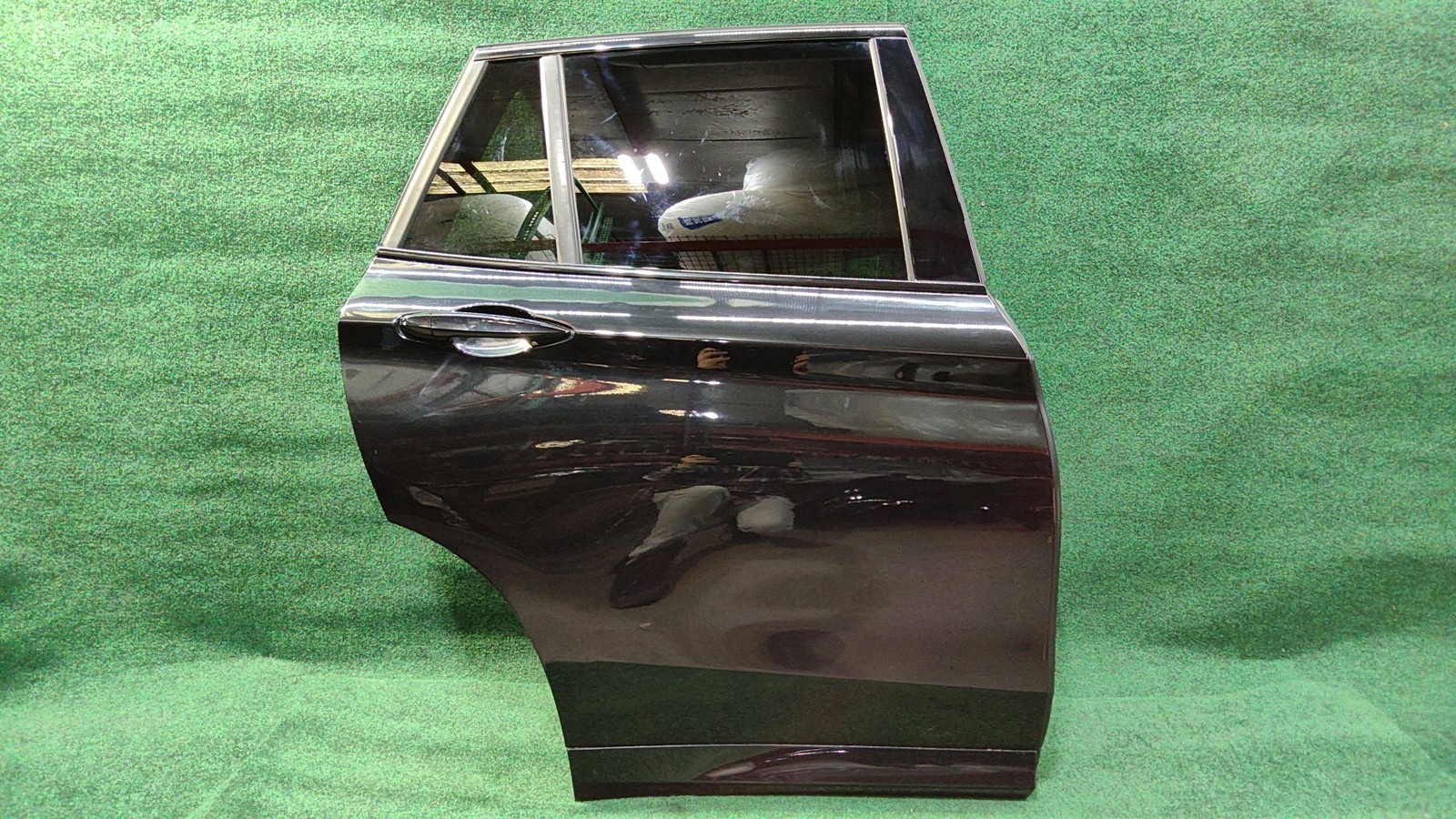 2016-2022 Bmw X1 Rear Door Shell Right black Sapphire/475 Oem 41007461352