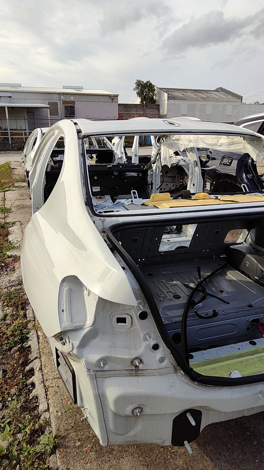 2017-2022 BMW 740i Rear Left Side Quarter Panel Alpine White/300 OEM 41007413219