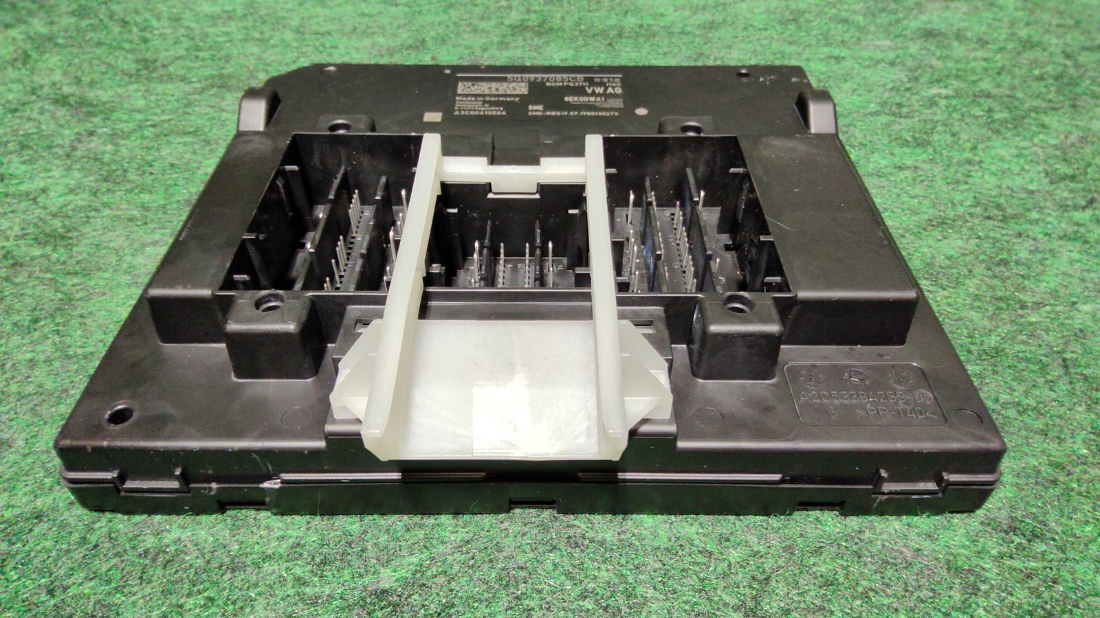 2015-2020 Audi A3 Quattro Power Supply Control Module Oem 5q0937085cb