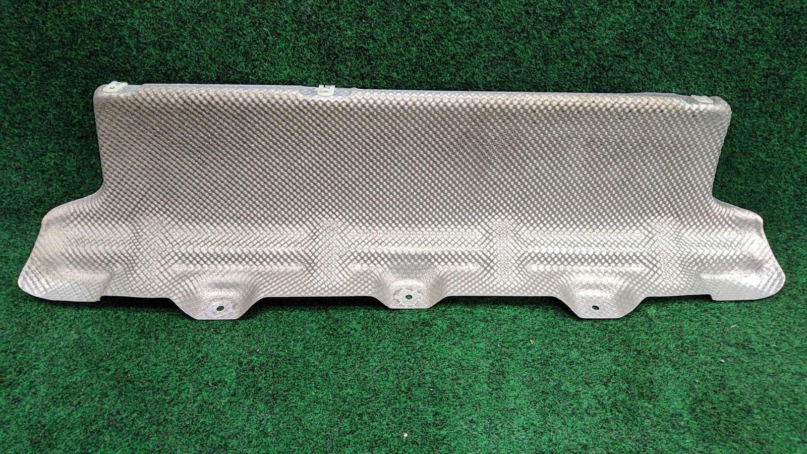 2018-2022 BMW 330i Rear Center Exhaust Heat Shield/Insulation OEM 51487341000