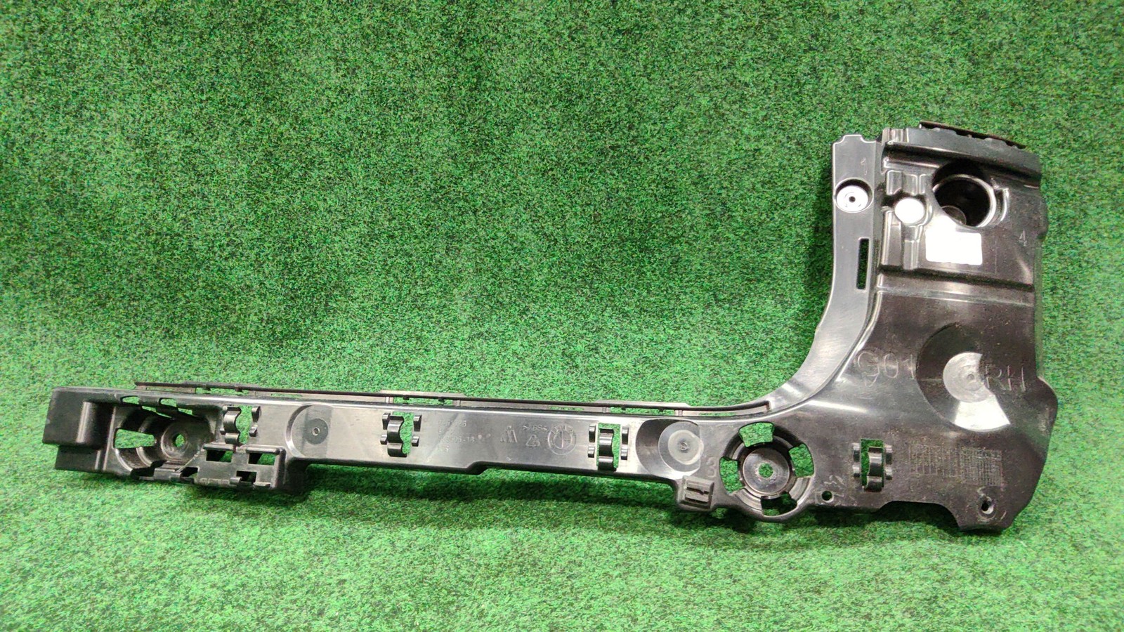 2018-2024 Bmw X3 Right Rear Mount Bumper Bracket Oem 51129451026