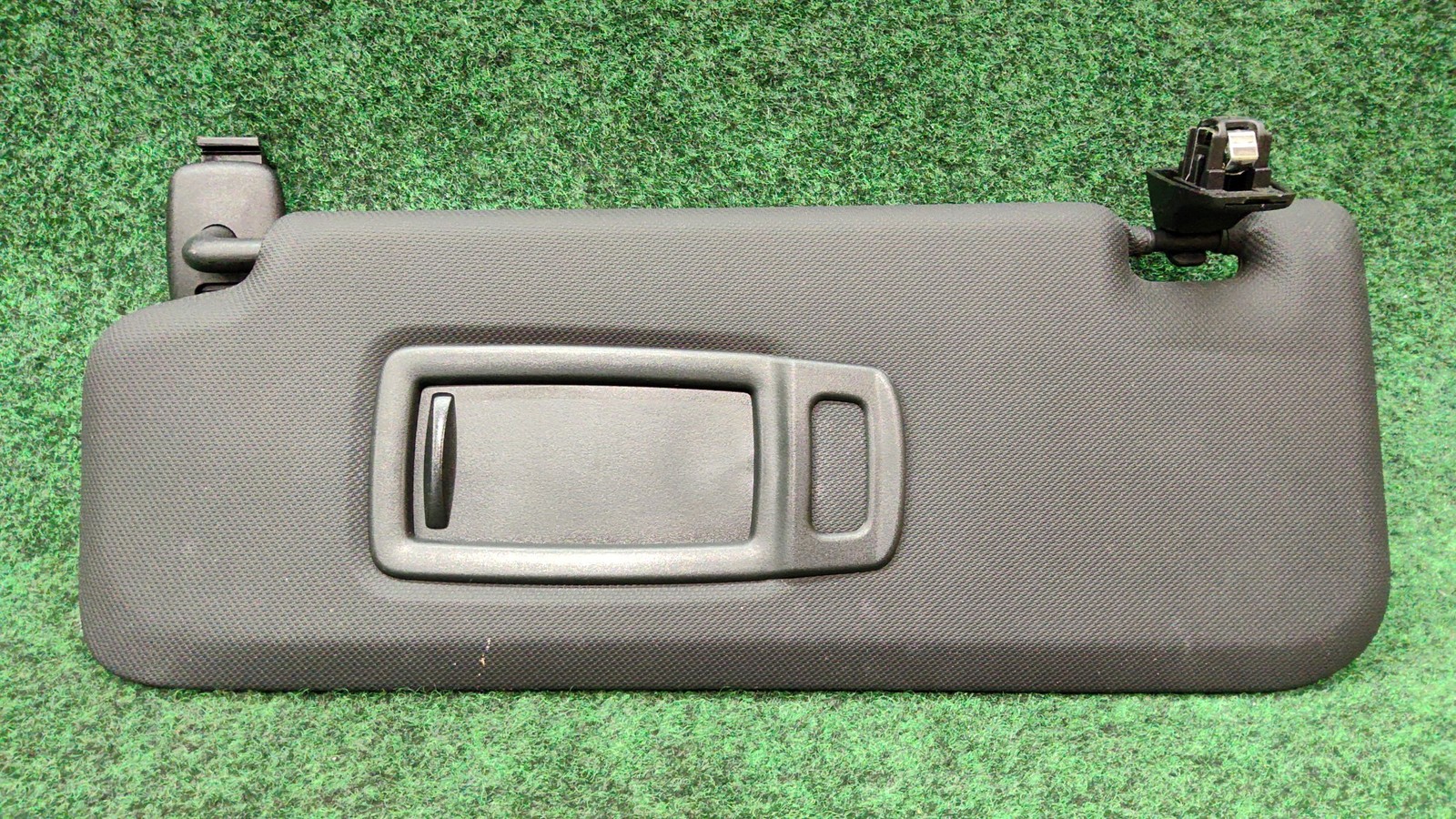 2018-2022 Bmw X3 Right Sun Visor Mirror Oem 51168071074
