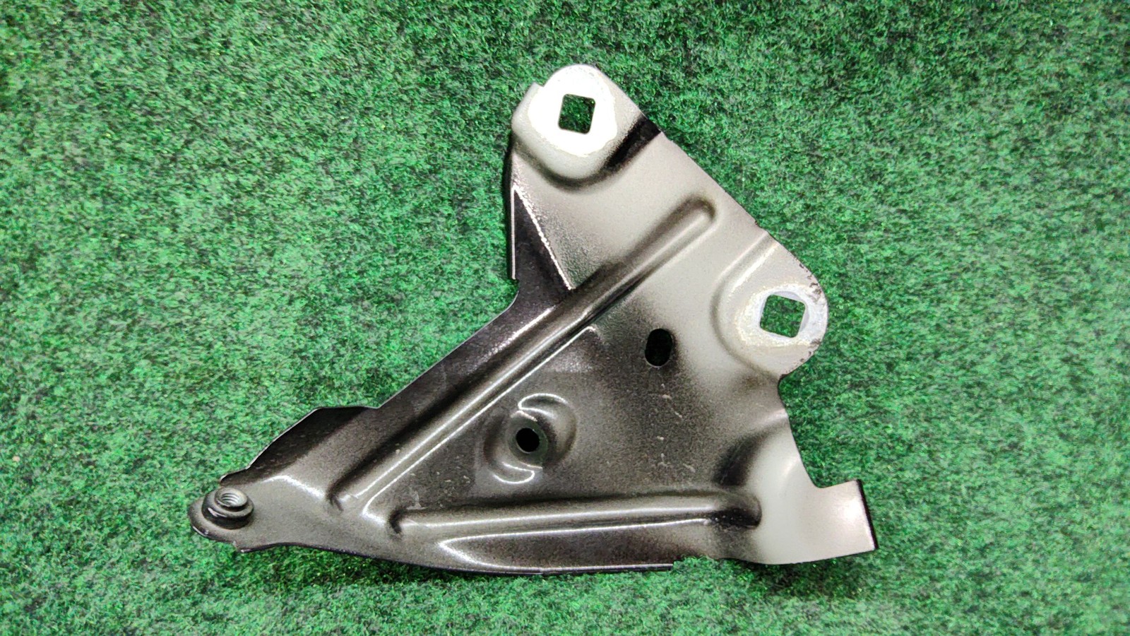 2016-2022 Bmw X1 Wing Fender Holder Bracket Column A left Oem 41007427135