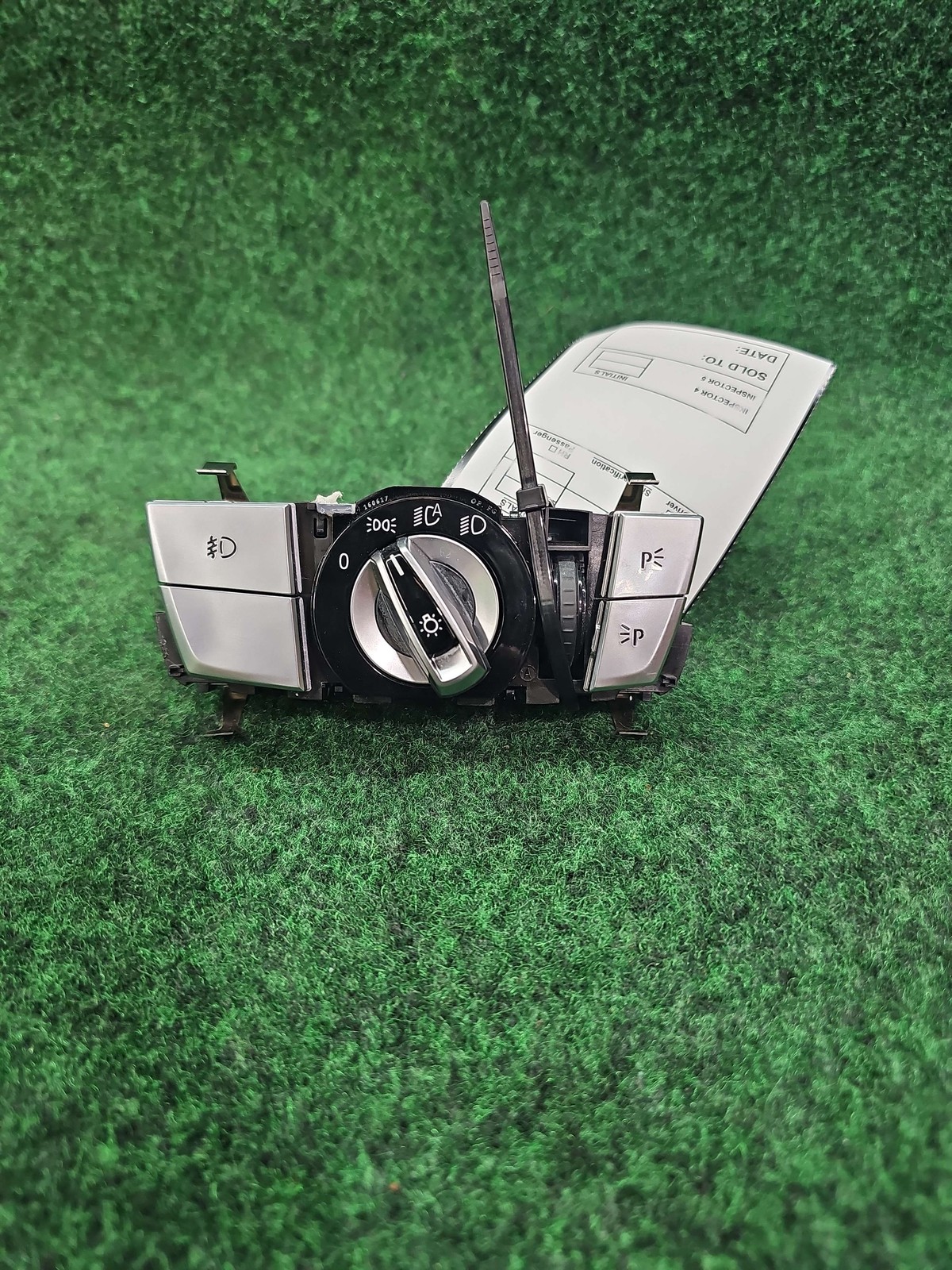 2017-2022 BMW 740i Dash Headlight Fog Light Switch OEM 61319388936