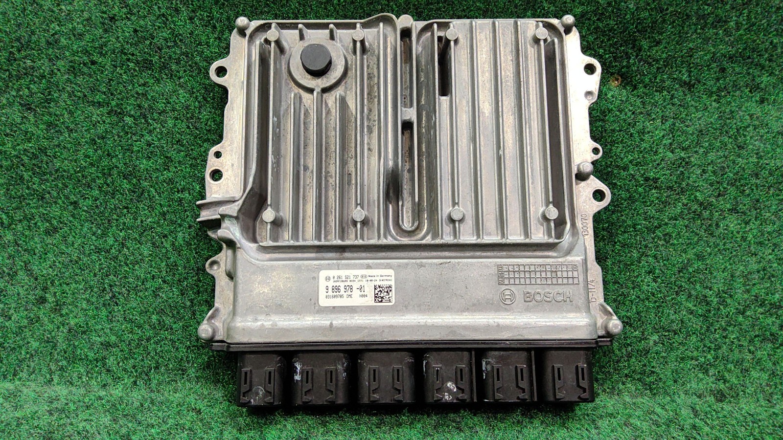 2019-2024 BMW X3 Engine/motor Control Module OEM 12148744139