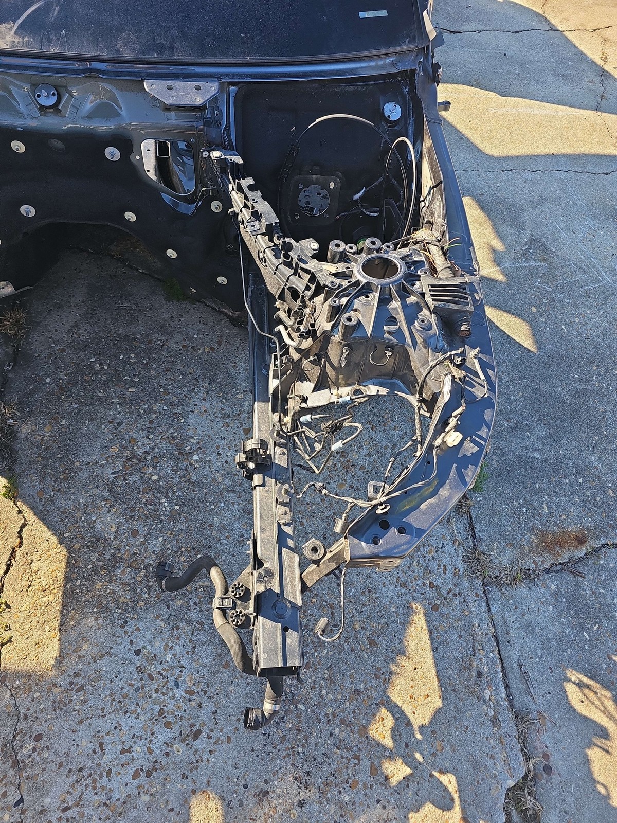 2017-2023 Bmw 330i Front Right Engine Support Oem 41007432652