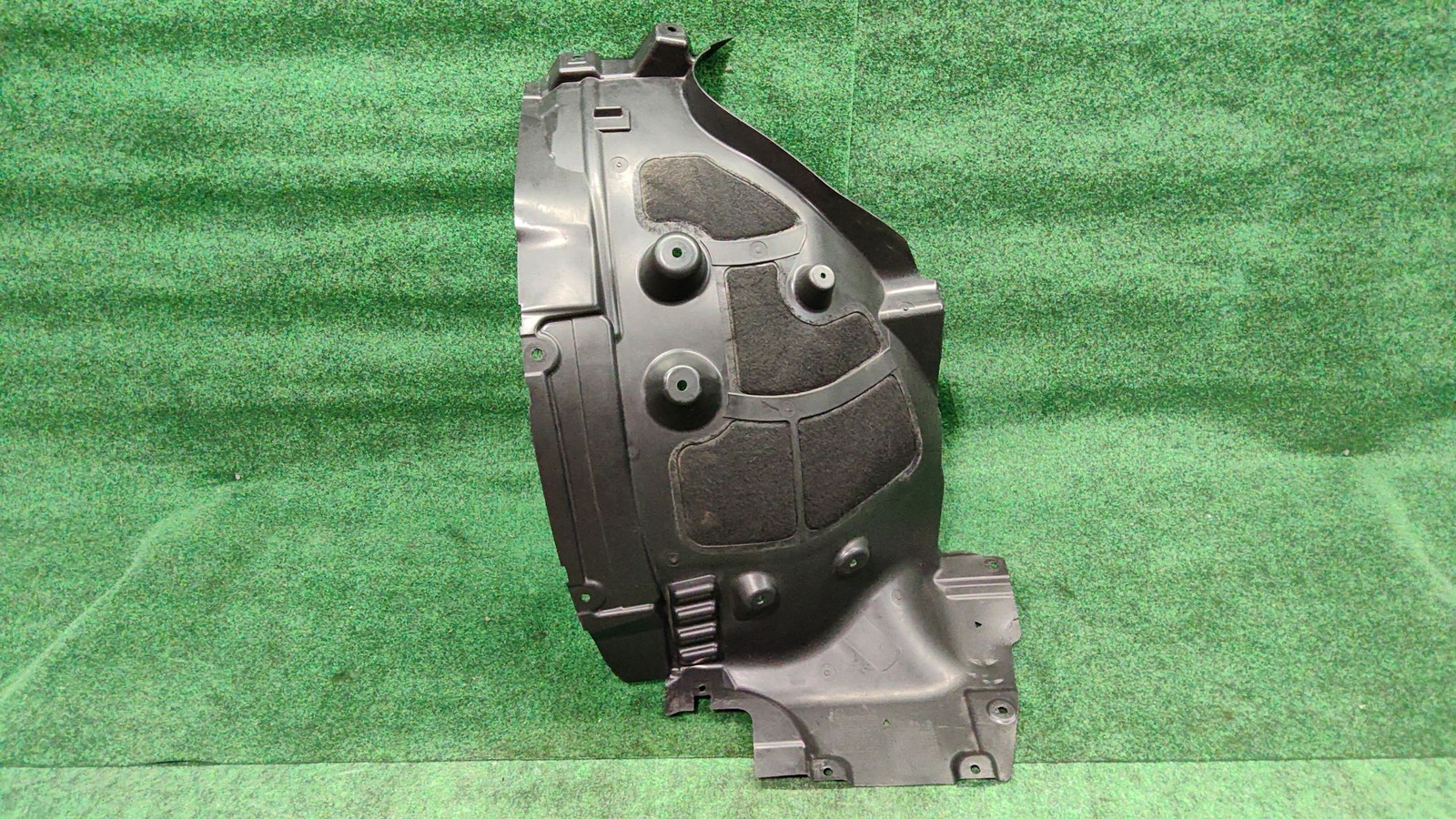 2019-2025 BMW X5 Front Left Side Splash Guard Shield Rearward OEM 51717424905