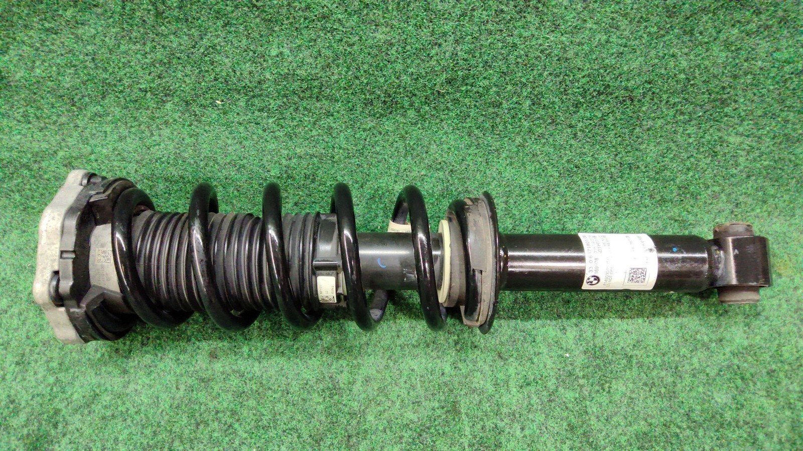 2018-2024 BMW X3 Rear Left Shock Strut Absorber Assembly OEM 33526871801