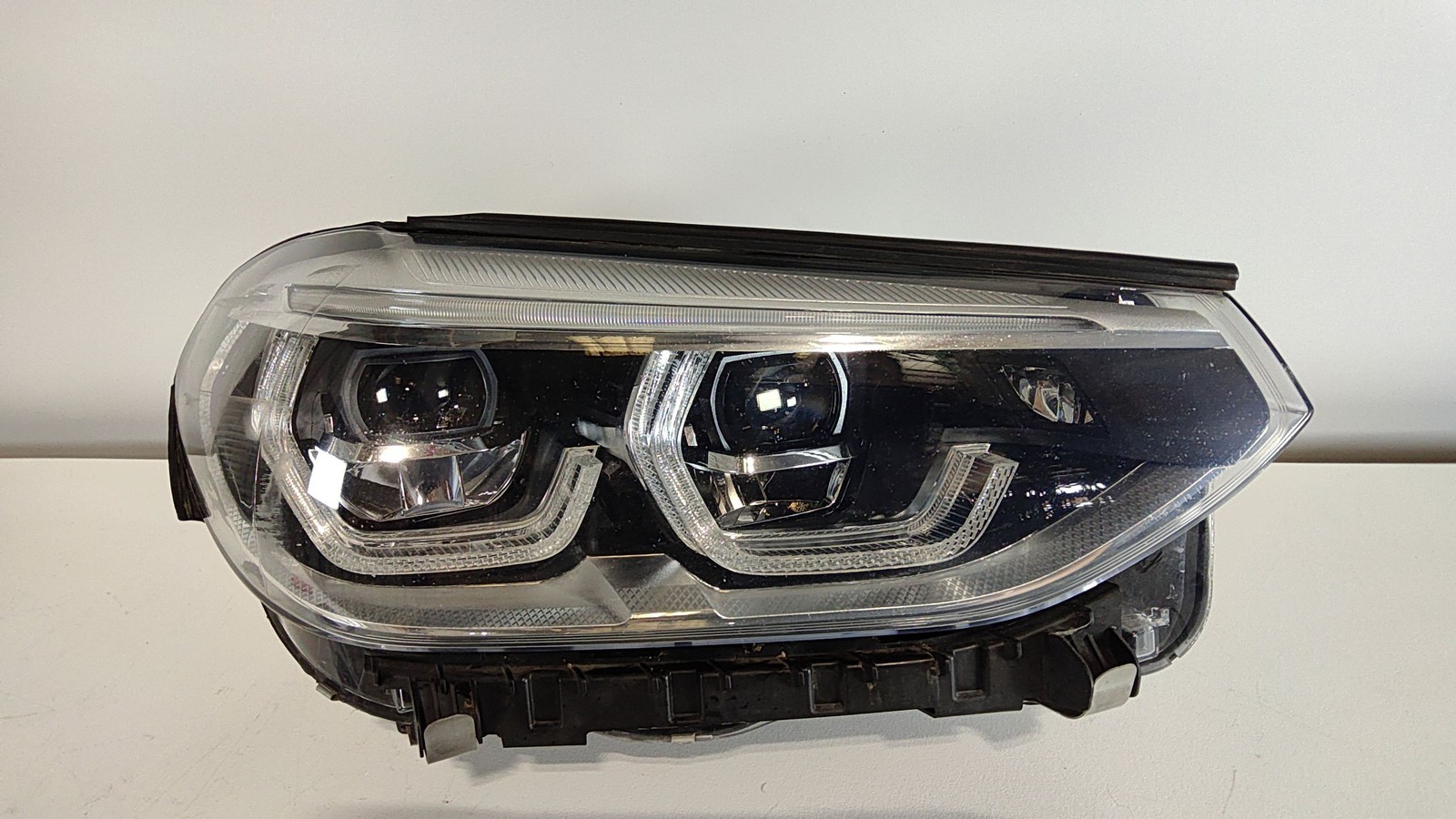 2018-2021 Bmw X3 Headlamp Assembly Right Rh Oem 63117466122 Original