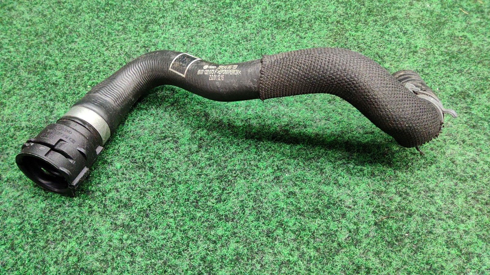 2017-2019 Audi A4 Quattro Coolant Hose / Line Oem 8w0122073f