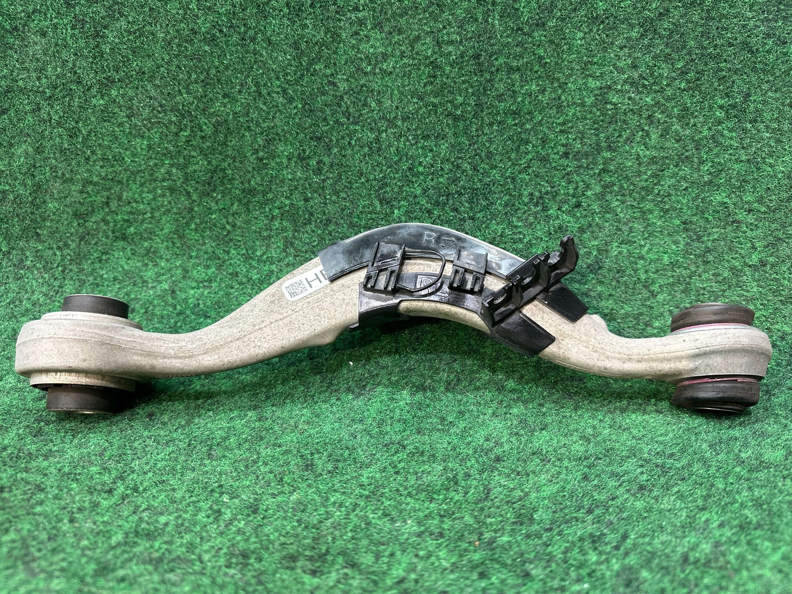 2017-2022 Bmw 740i Rear Right Wishbone Control Arm Oem 33326883340
