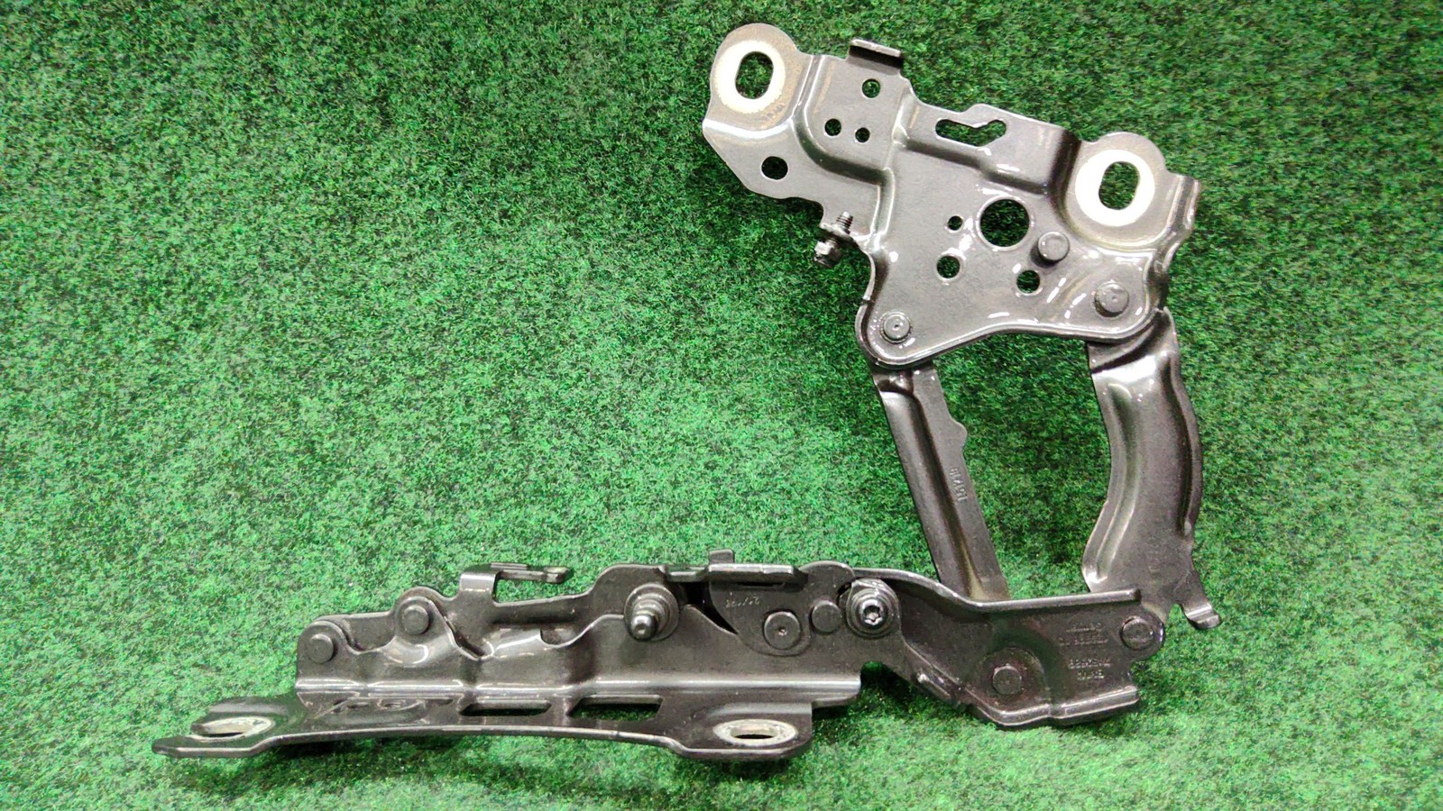 2019-2025 Bmw 330i Left Hood Hinge mineral Gray Metalli/b39 Oem 41008494431