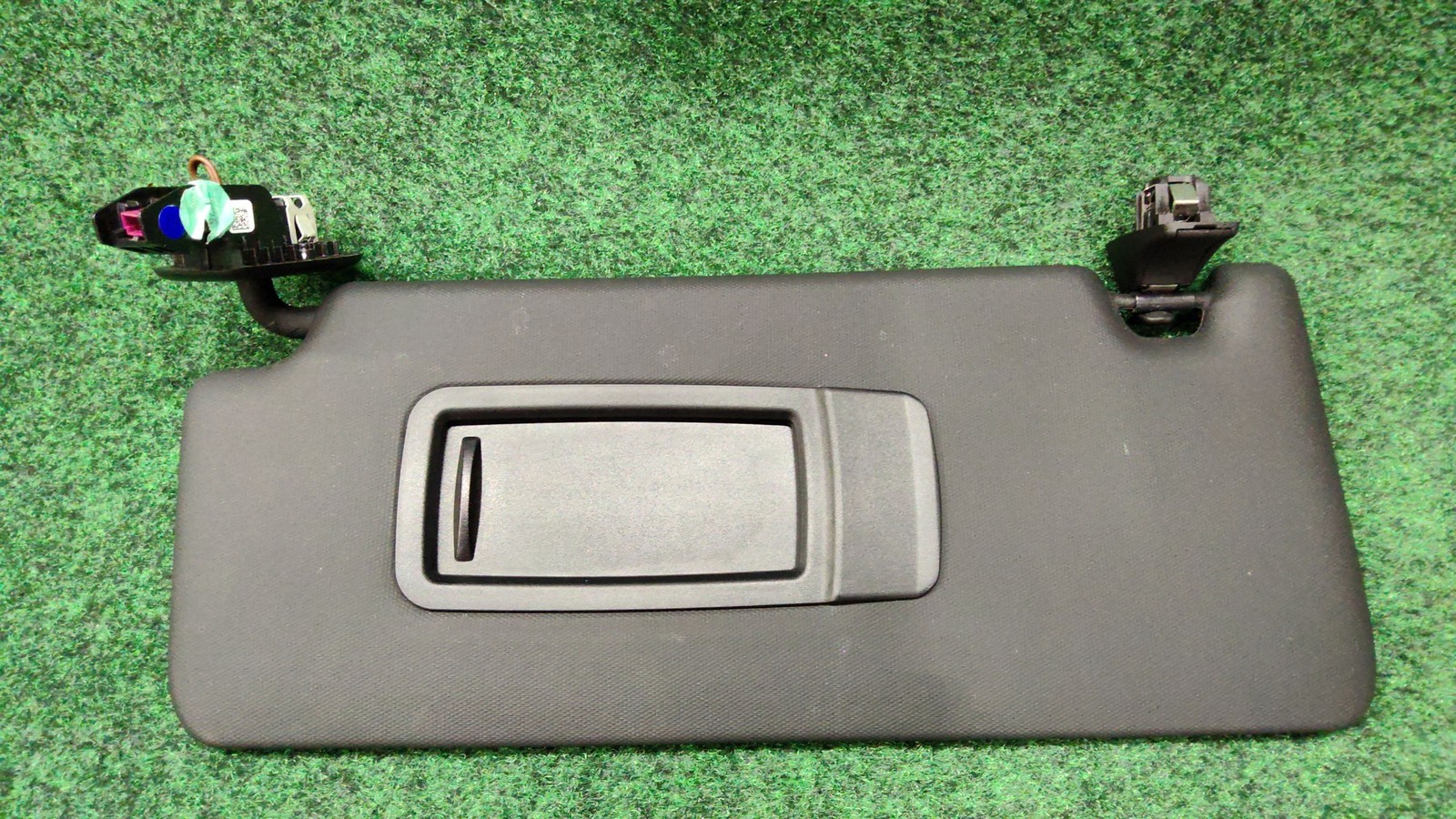 2019-2025 Bmw 330i Left Sun Visor Oem 51168092727 Original
