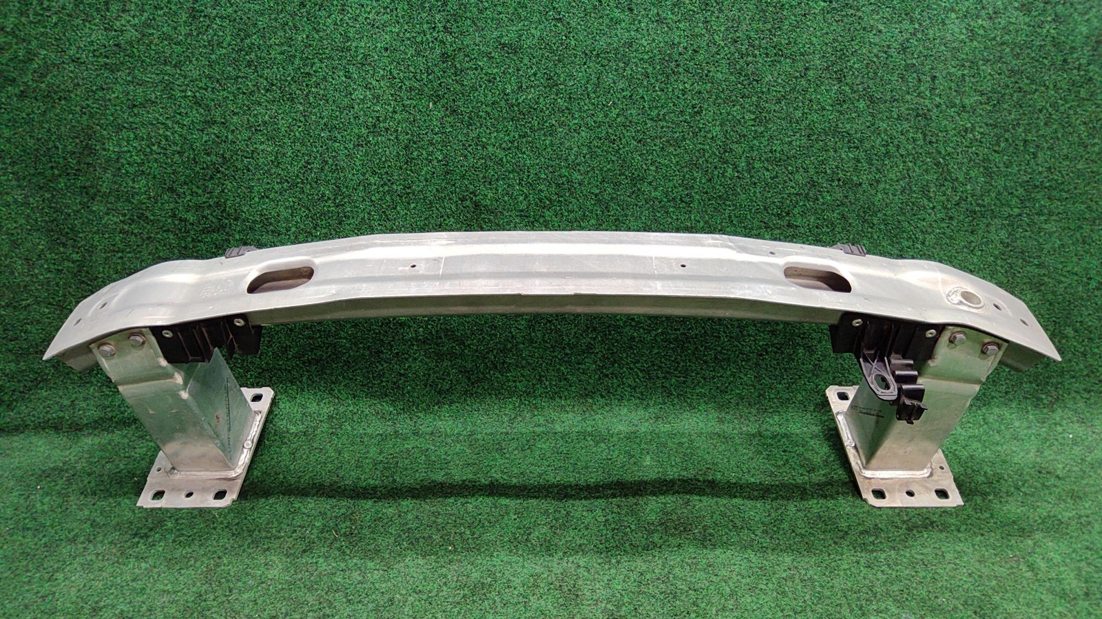 2017-2019 Audi A4 Quattro Front Bumper Reinforcement Oem 8w0807113