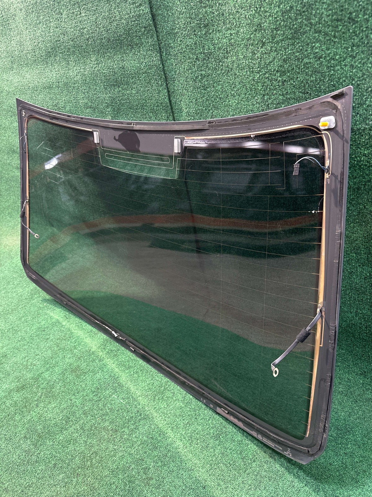 2018-2024 Audi S4 Rear Glass Window OEM 8W5845501B