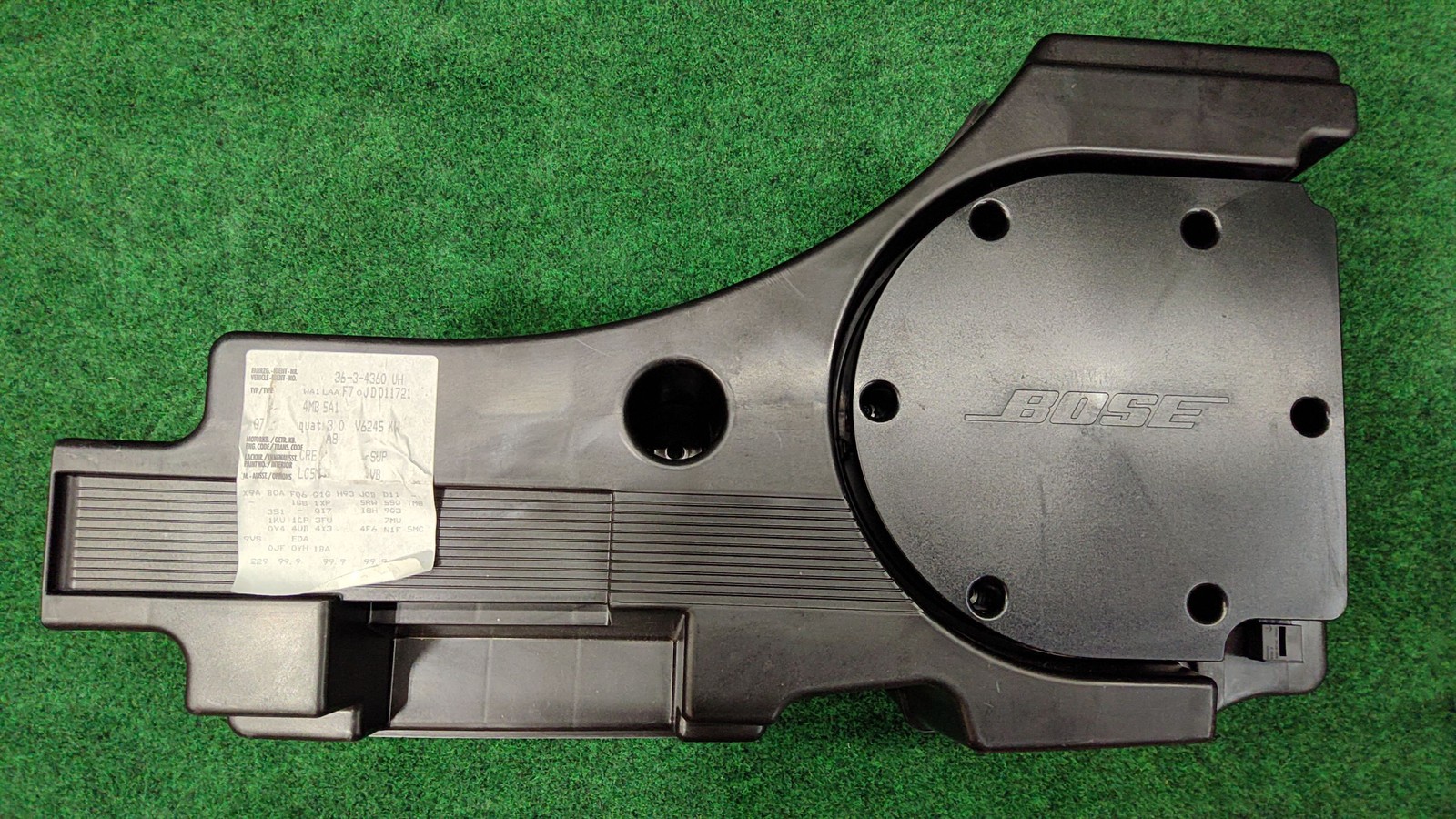 2017-2024 Audi Q7 Bose Rear Subwoofer Bass Box Oem 4m0035621a