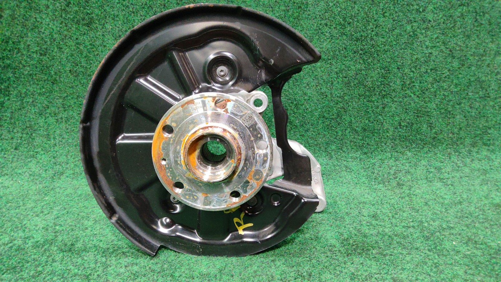 2019-2025 Audi Q3 Rear Right Wheel Bearing Housing Knuckle 1k Mls Oem 5qf505436h