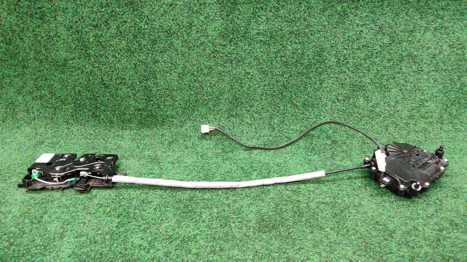 2017-2023 BMW 530i Rear Trunk Latch Actuator/Release OEM 63217216997