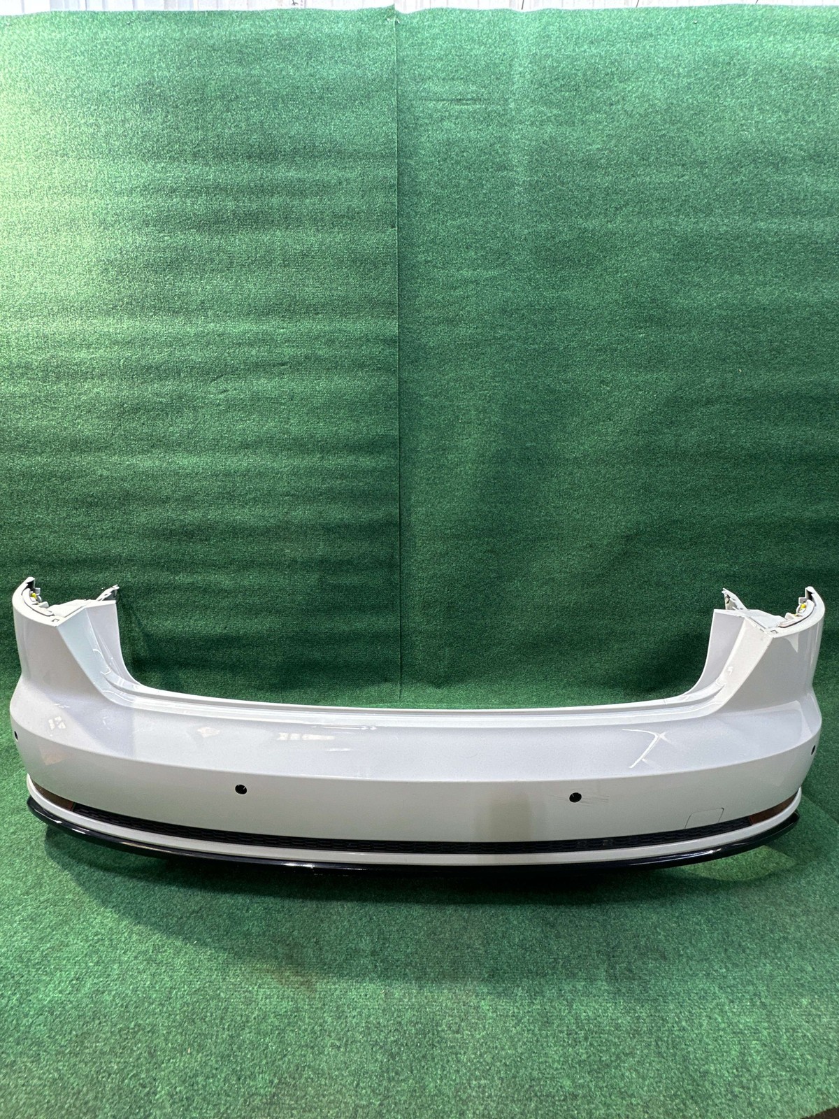 2018-2024 Audi S4 Rear Bumper Assembly Color 2Y/S9R OEM 8W5807067D