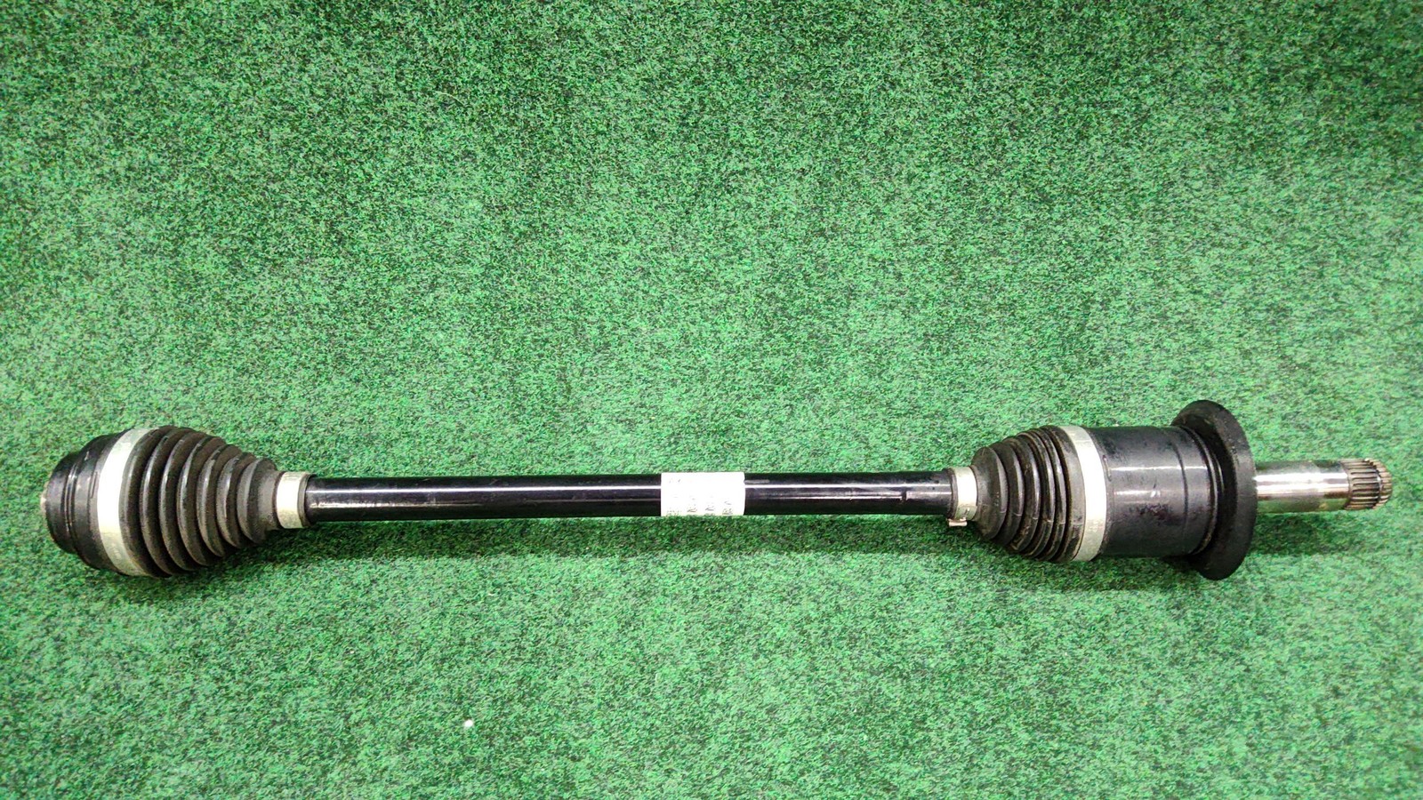 2016-2022 Bmw X1 Axle Shaft Left Rear 27k Miles Oem 33207646867 Original