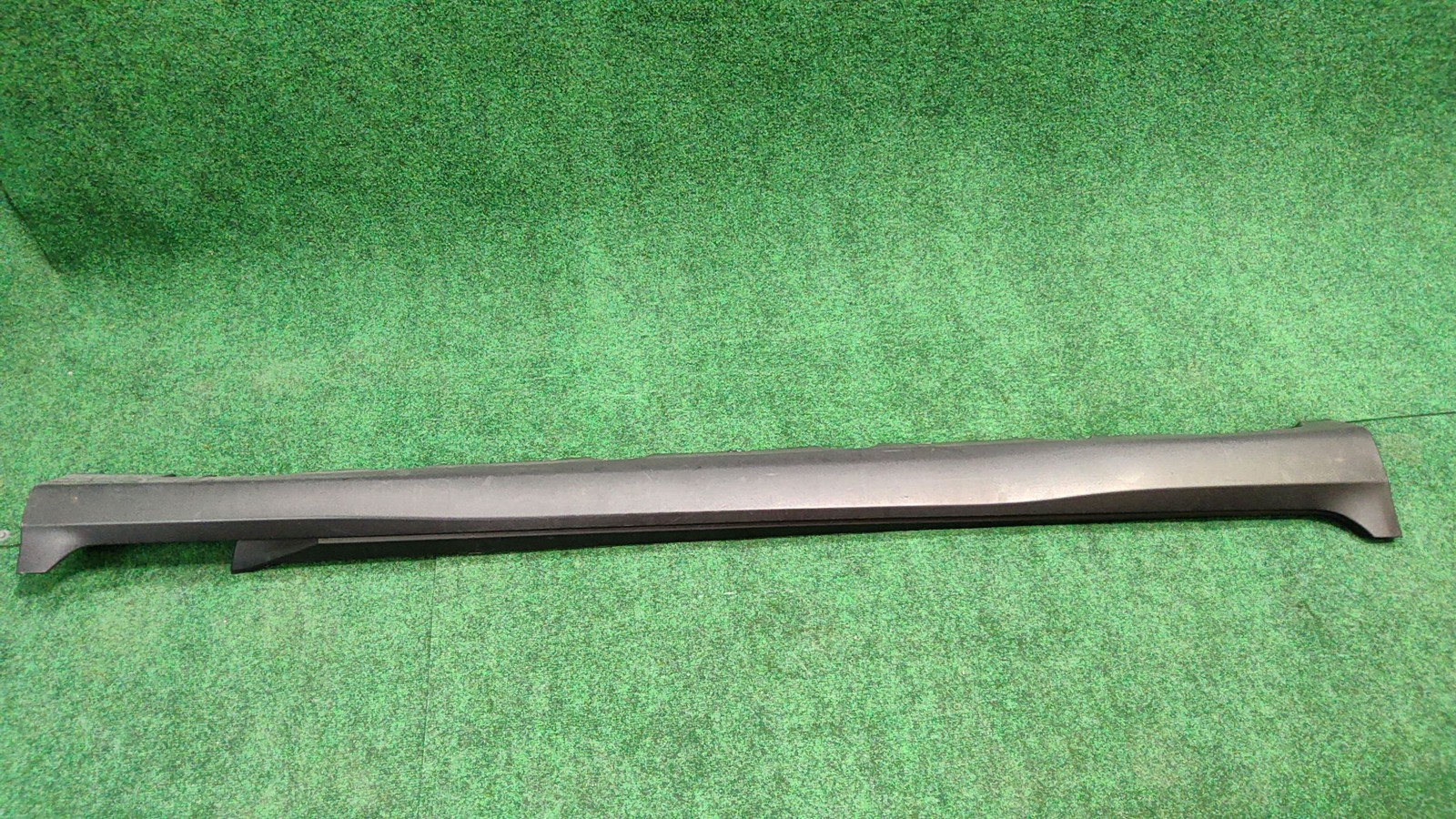 2016-2022 Mercedes Benz Glc 300 Right Rocker Panel Trim Oem A2536980900