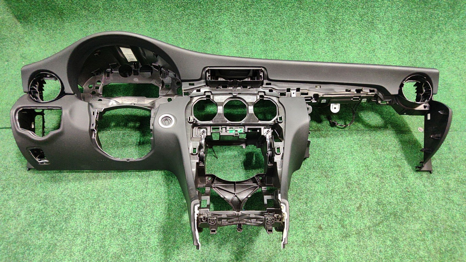 2015-2018 Mercedes Benz C300 Dashboard Instrument Panel OEM A2056800887