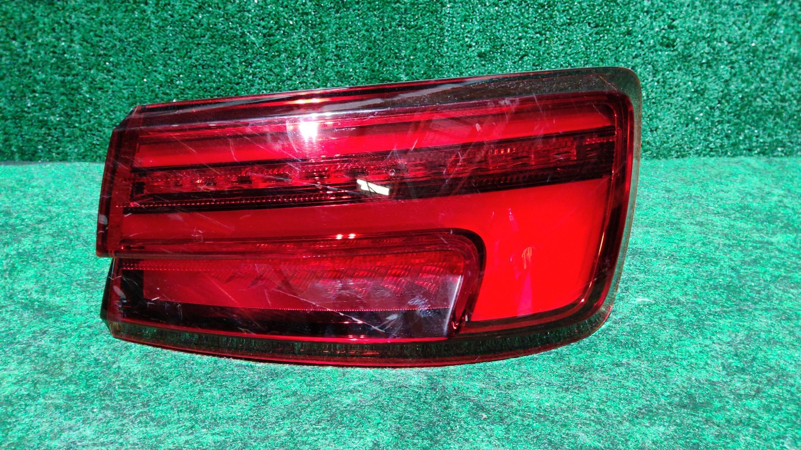 2015-2020 Audi A3 Quattro Right Quarter Panel Mounted Tail Light Oem 8v5945092a
