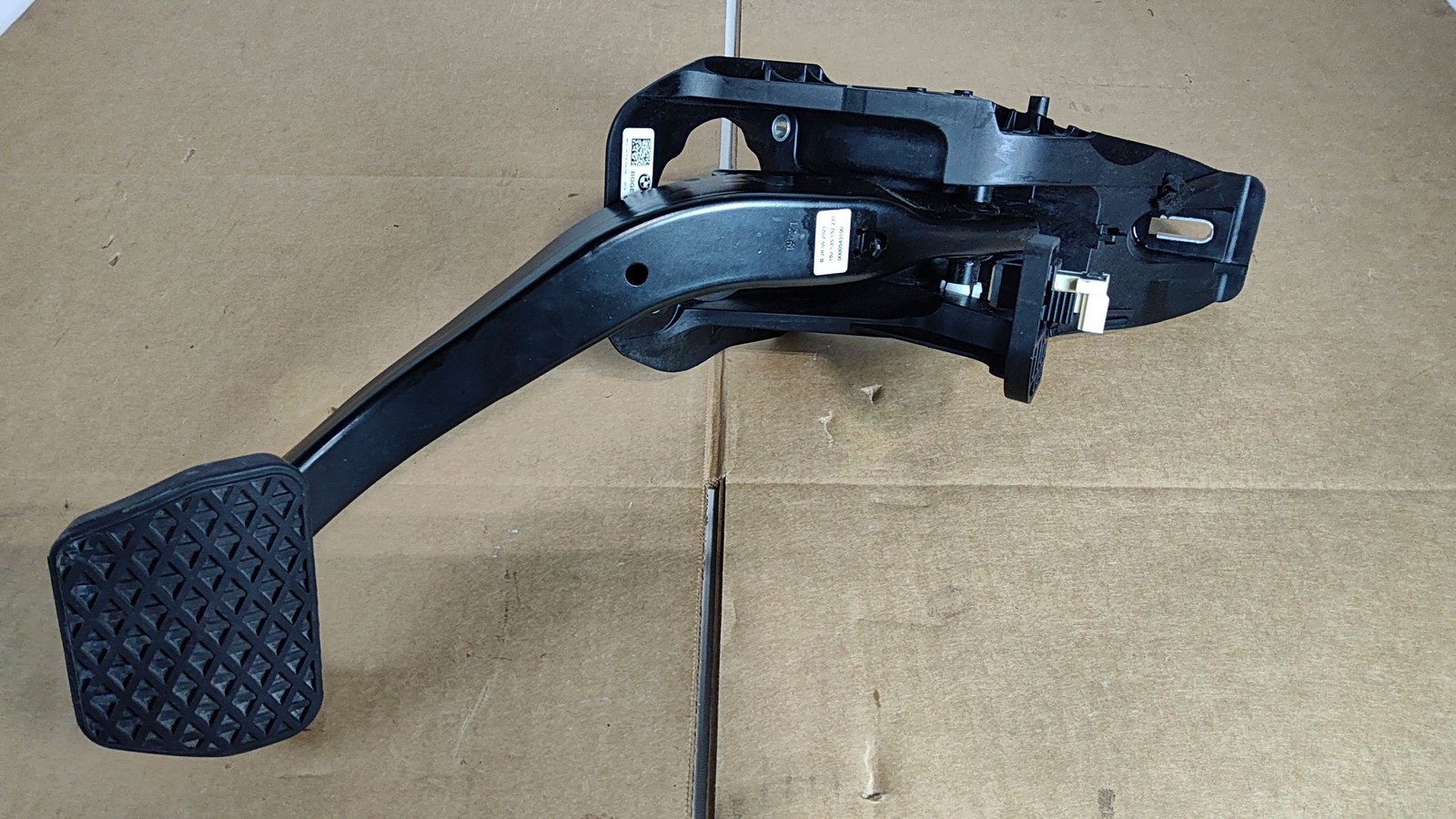 2019-2023 Bmw 330i Brake Pedal Assembly - 2.0t Rwd Oem 35006861771