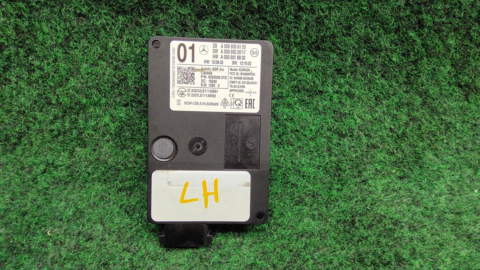 2015-2018 Mercedes Benz C300 Rear Left Radar Sensor Blind Spot OEM A0009056103