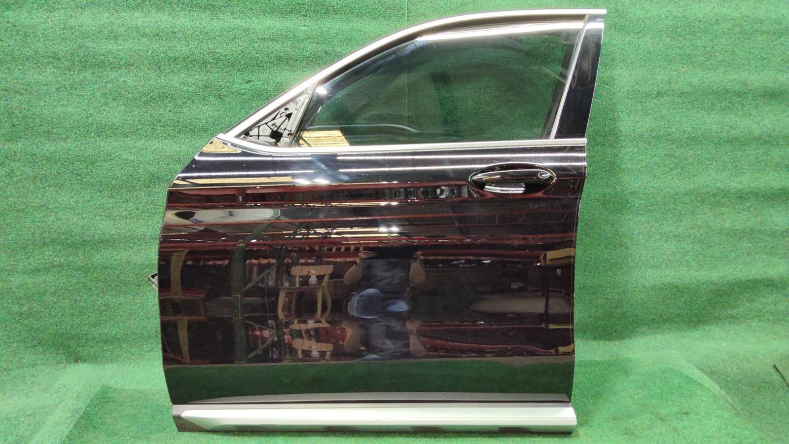 2018-2024 Bmw X3 Front Left Door Color Jet Black 668 Oem 41007465527