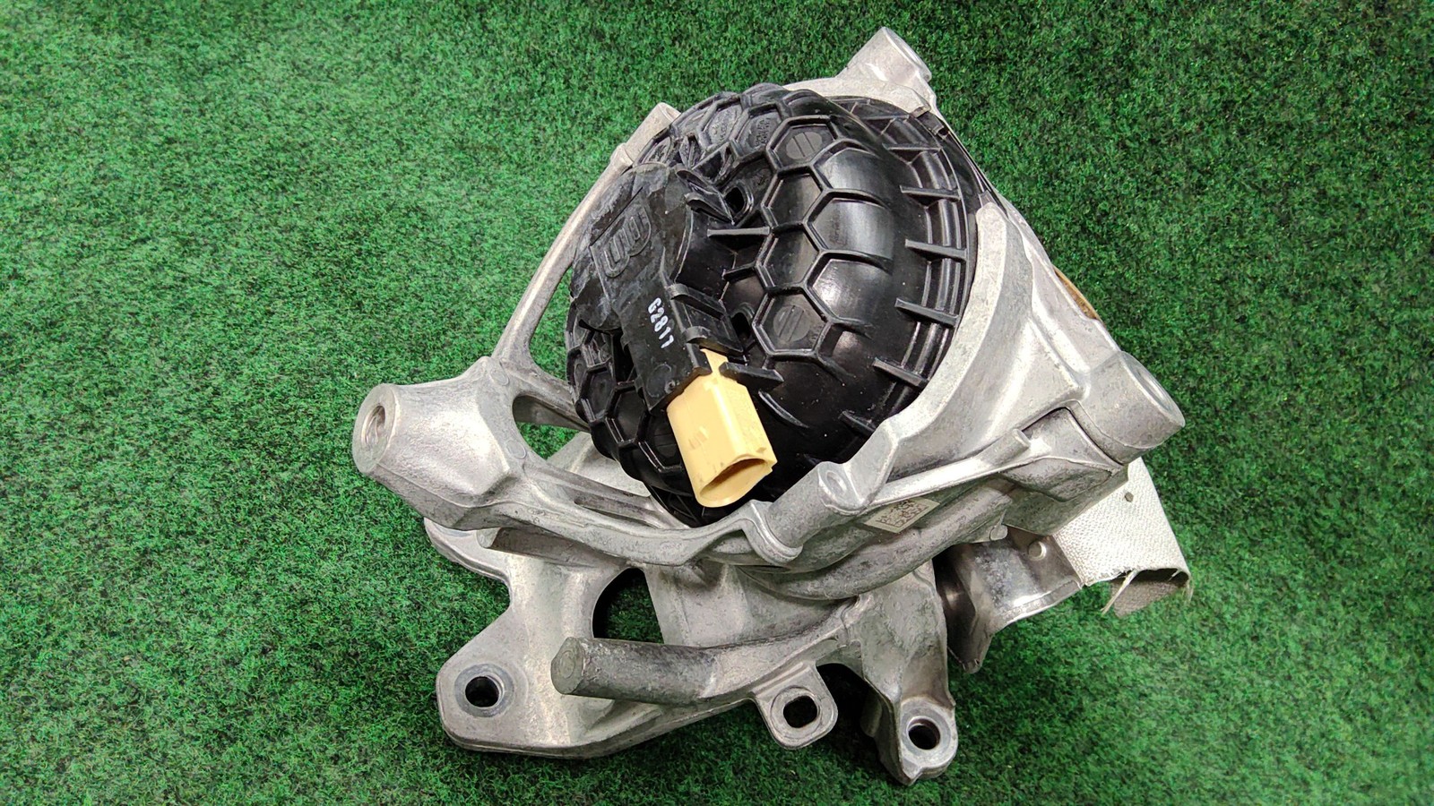 2017-2020 Audi Q7 Right Engine Mount Support Bracket 17k Miles Oem 4m0199308as