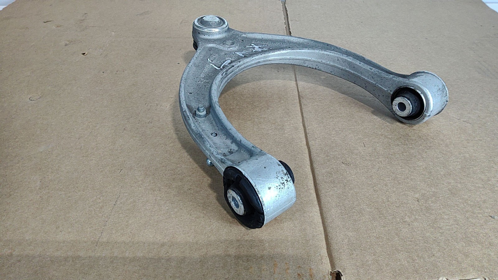 2017-2024 BMW 530i Upper Control Arms w/Ball Joints OEM 31106861185