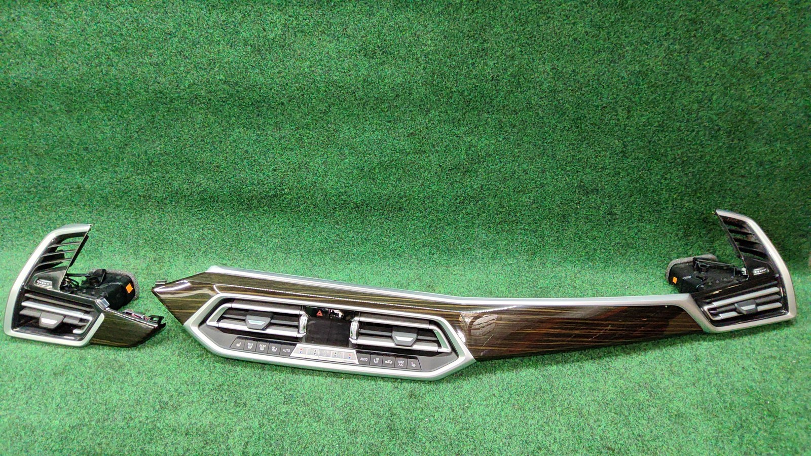 2019-2023 BMW X5 xDrive40i Console Dash Panel Trim OEM 6411945853764115A1D412