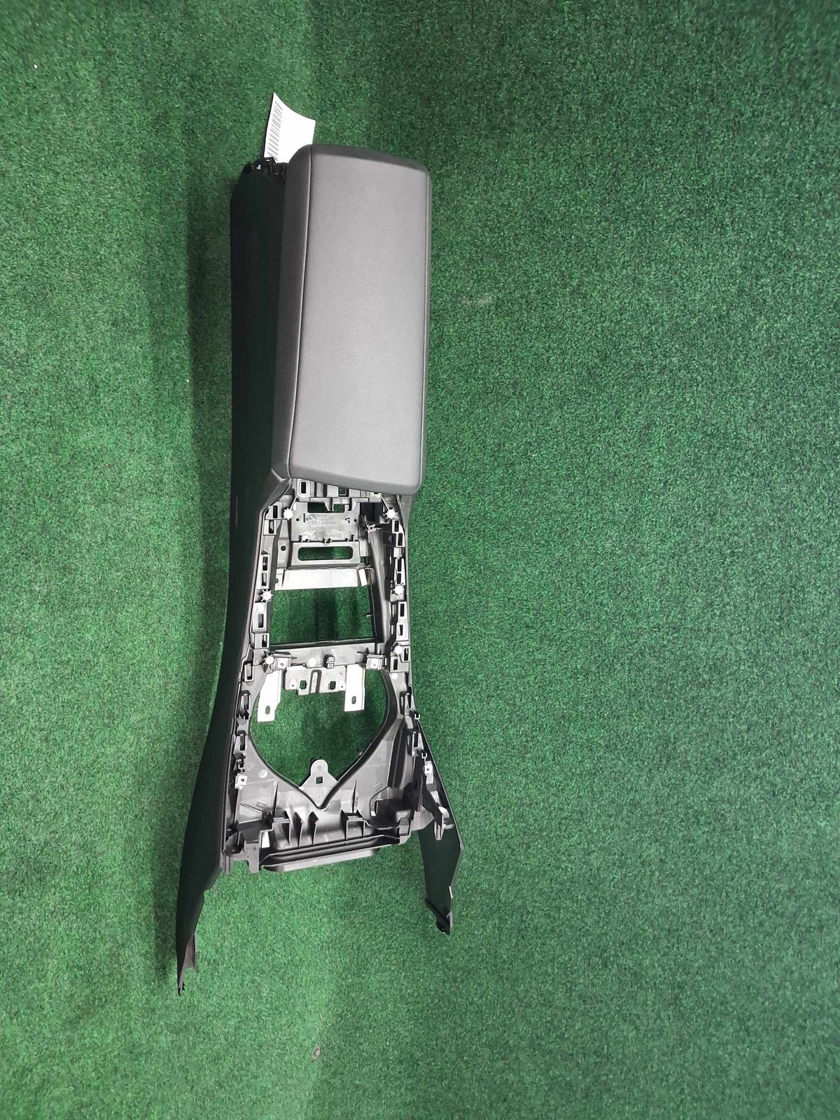 2018-2022 BMW 330i Centre Console/Armrest OEM 51166996833 51166994356
