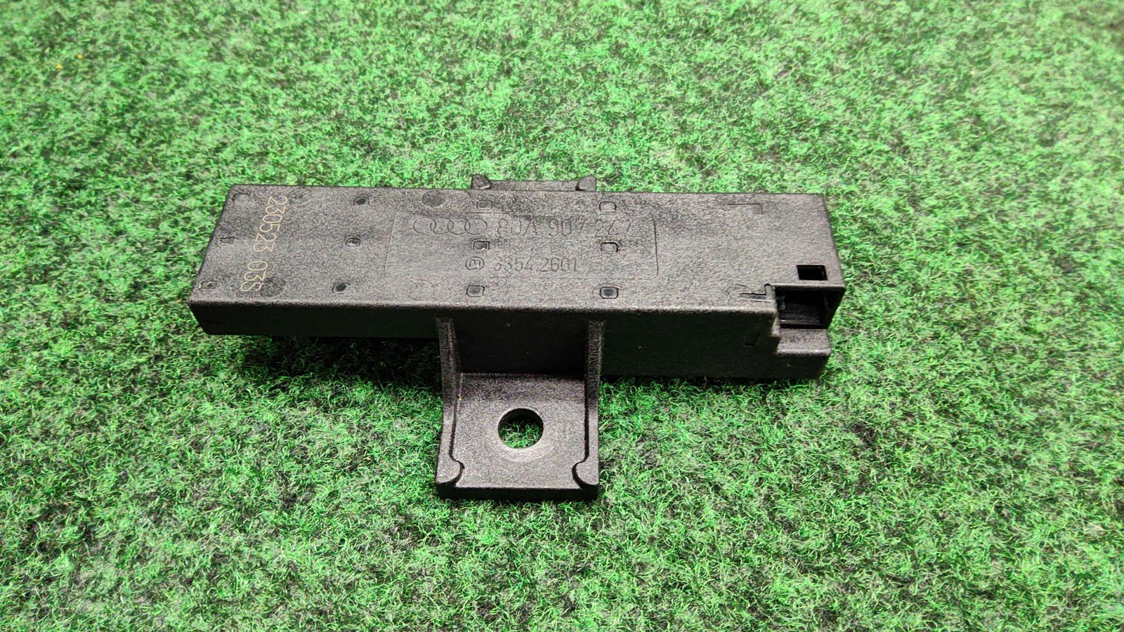 2021-2024 Audi Q5 Quattro Rear Keyless Entry Antenna Oem 4m0907247 / 80a907247