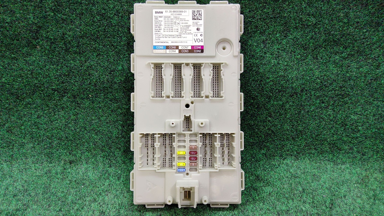 2017-2020 BMW 530i Body Control Module Junction Fuse Box OEM 61358715807