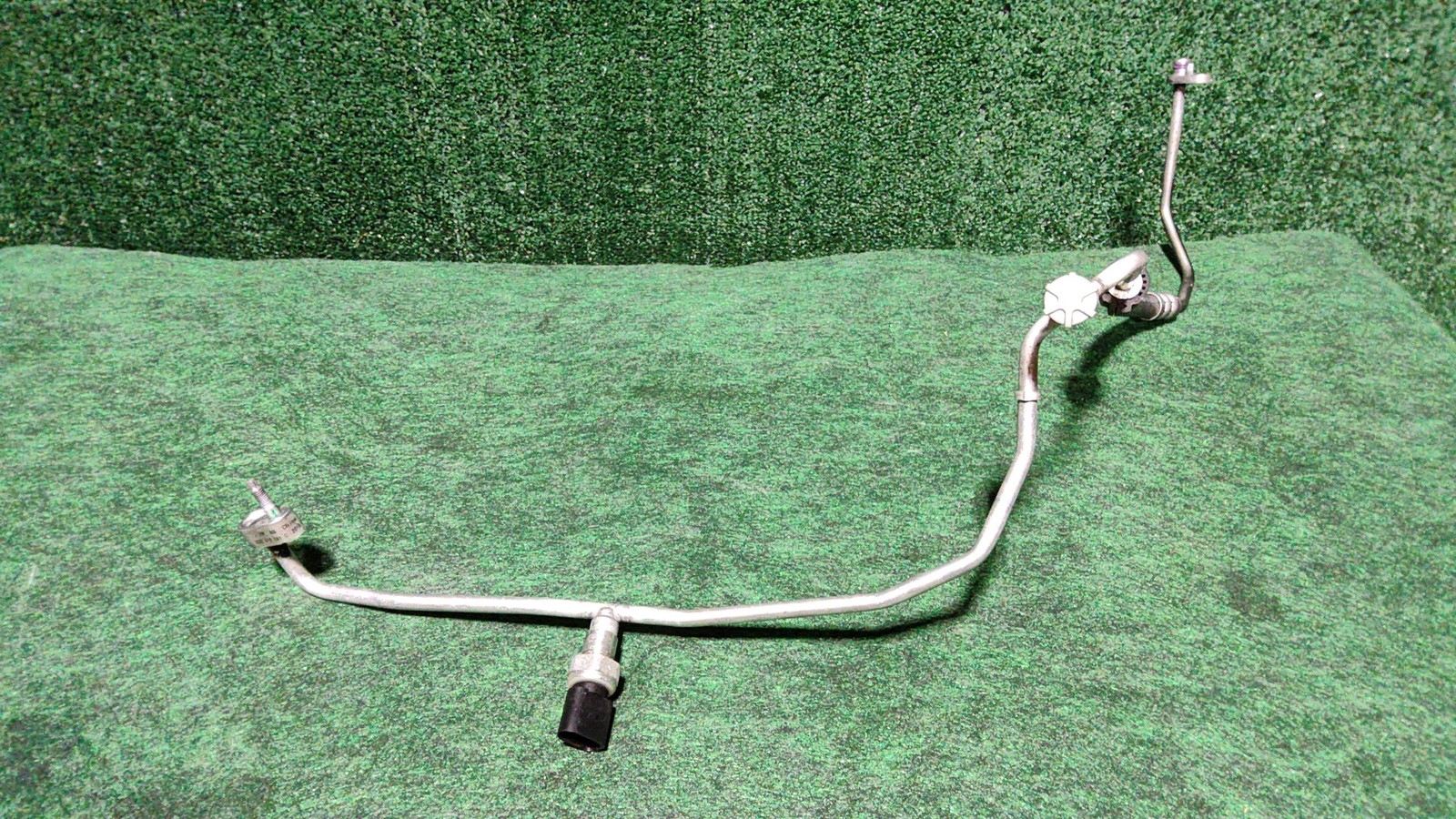 2015-2020 Audi A3 A/c Refrigerant Line Condenser Cut-off-point Oem 5q0816741c