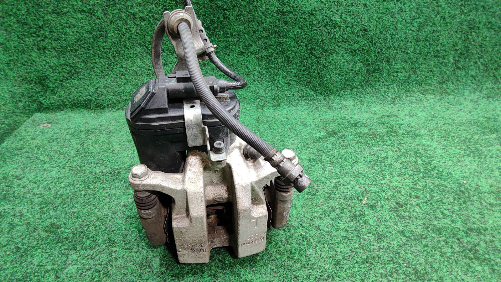 2019-2022 Bmw 330i Left Rear Caliper Housing Assembly 76k Mls Oem 34206894085