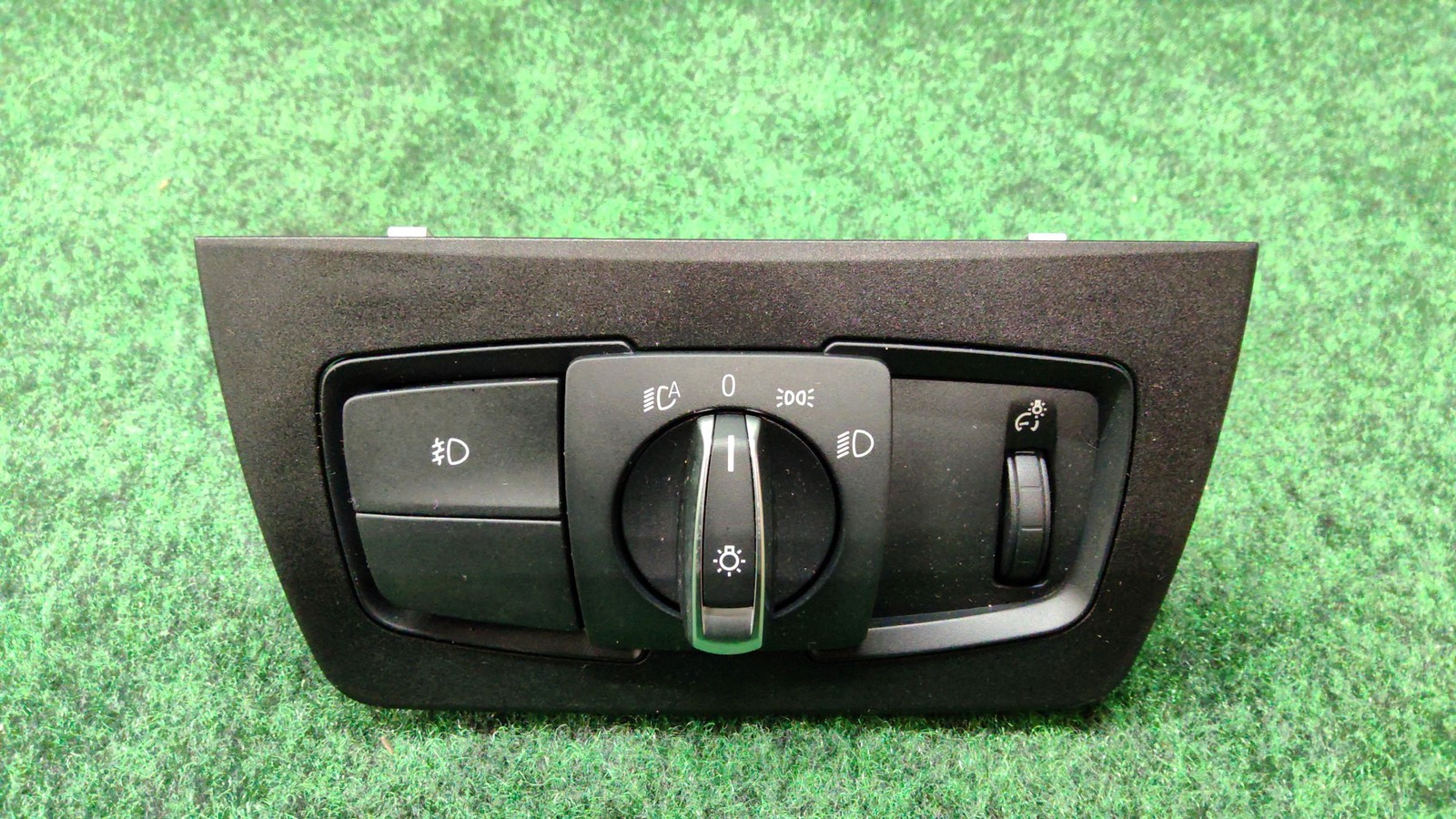 2012-2022 BMW 330i Headlight Switch OEM 61319265297
