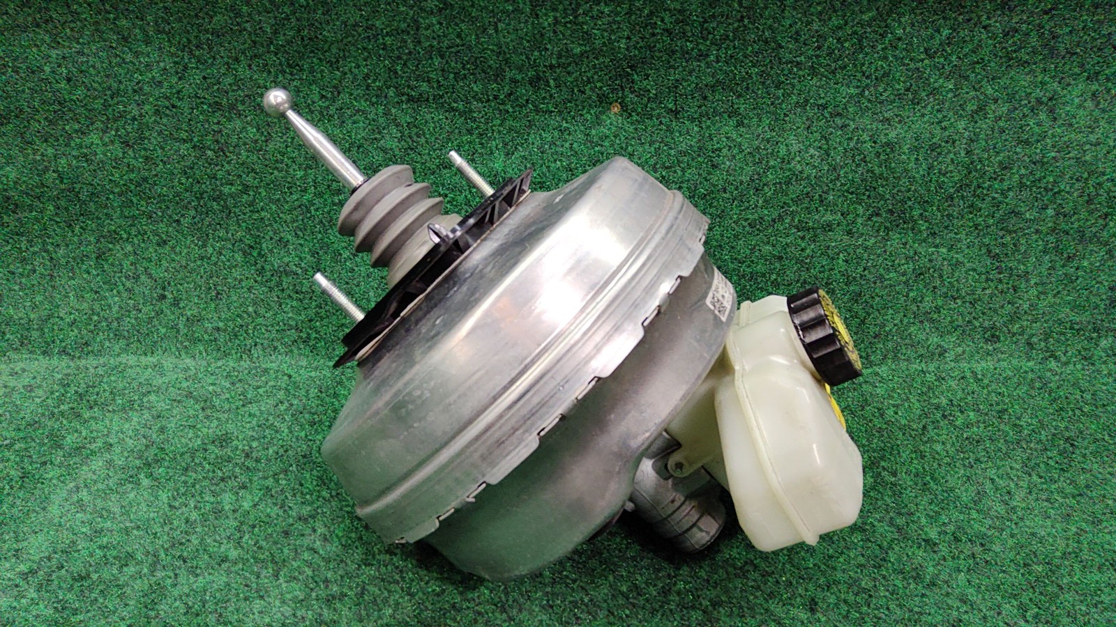 2018-2024 BMW X3 Power Brake Booster W/Master Cylinder OEM 34336883988